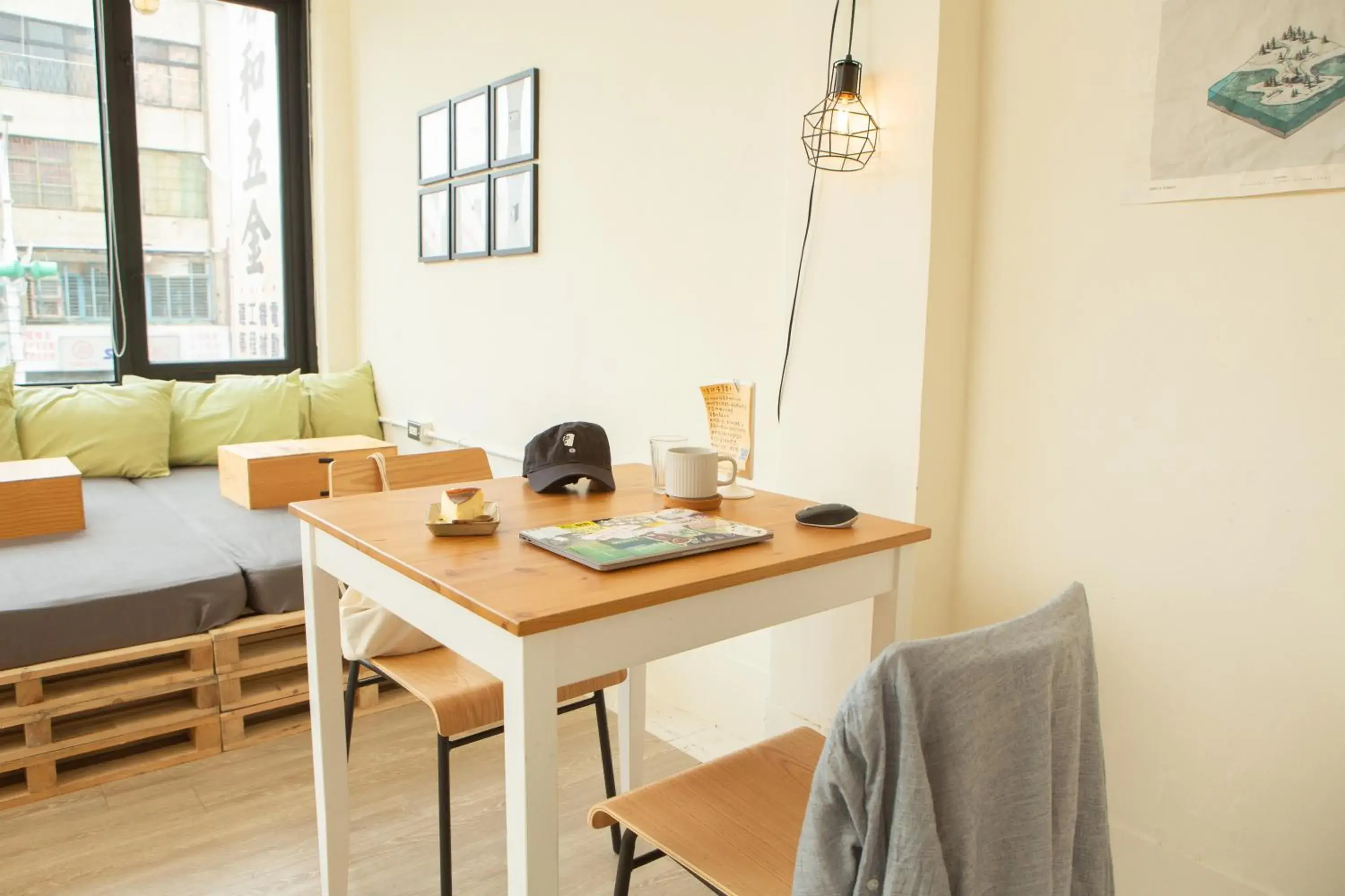 Dining Area in 小角落Corner Hostel & Cafe