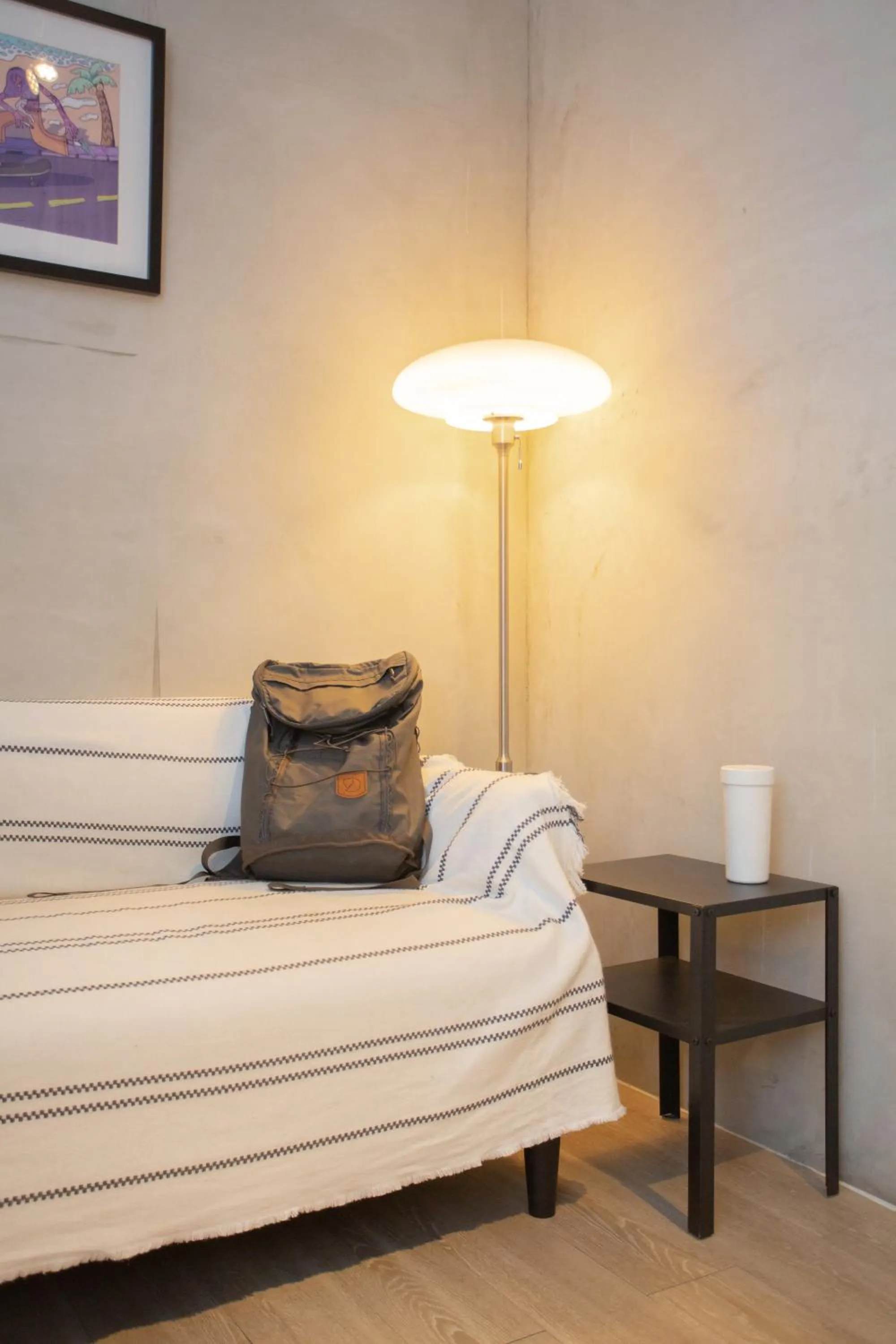 Bed in Corner Hostel & Cafe