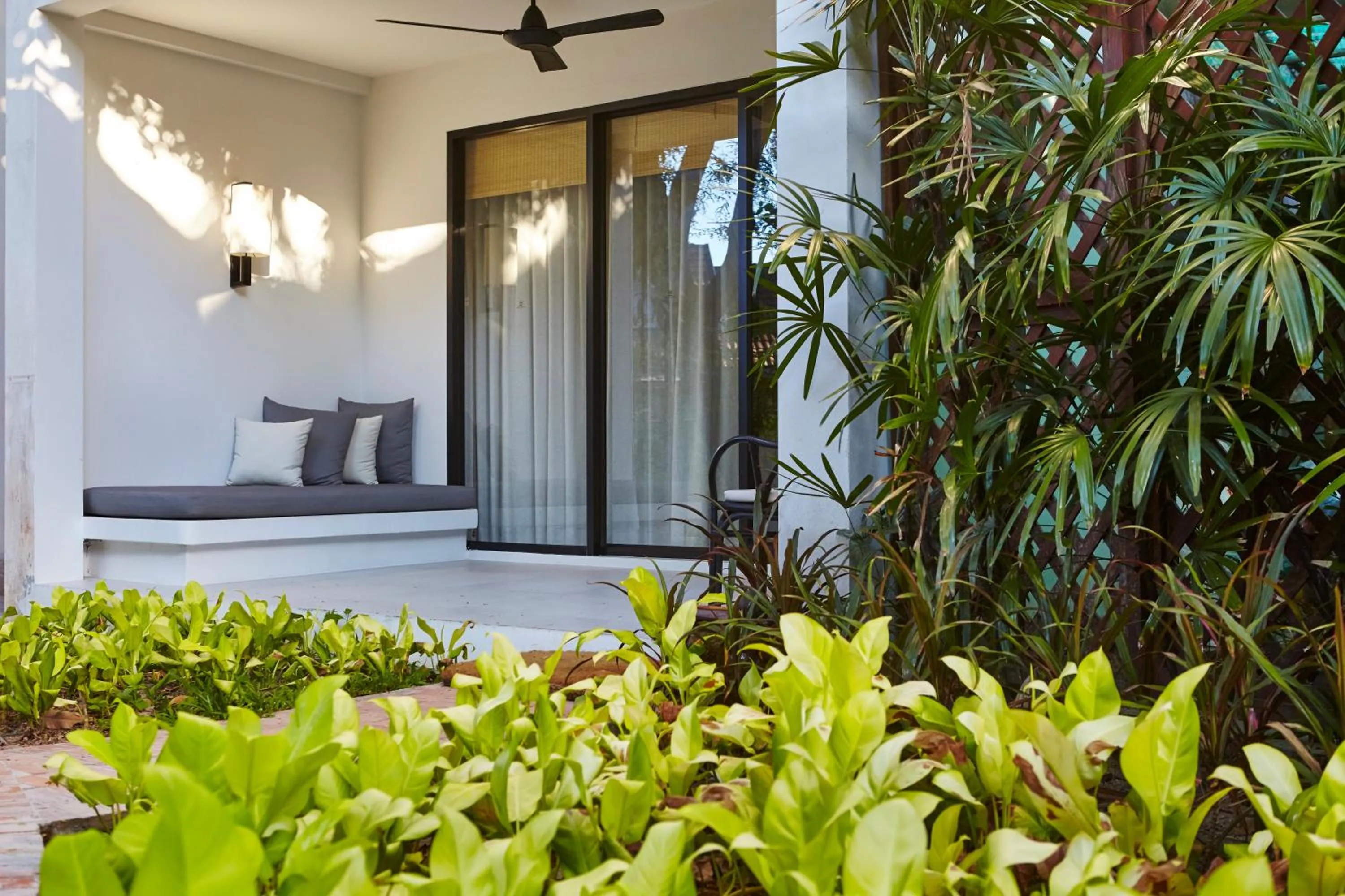 Garden in Paradise Beach Resort, Koh Samui - SHA Extra Plus