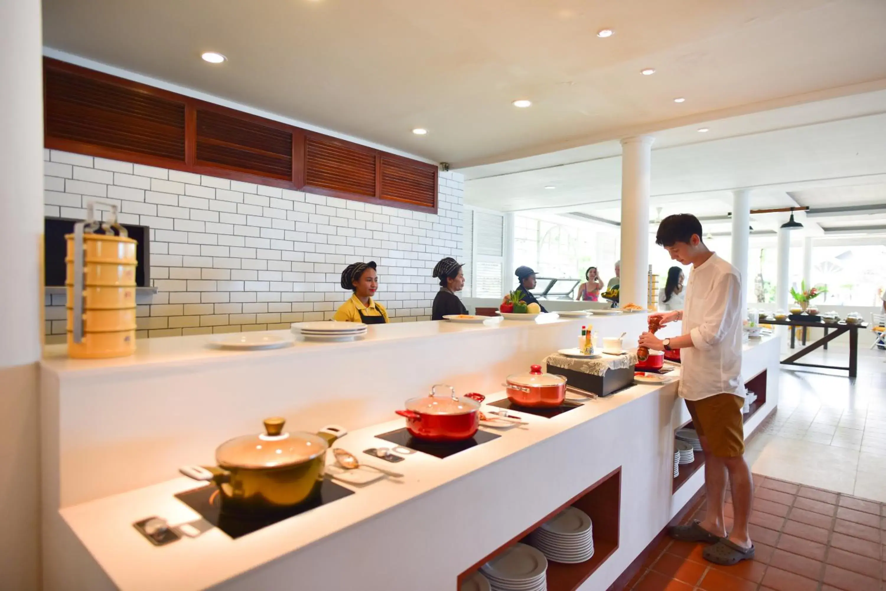 Restaurant/places to eat in Paradise Beach Resort, Koh Samui - SHA Extra Plus Restaurant/places to eat in Paradise Beach Resort, Koh Samui - SHA Extra Plus