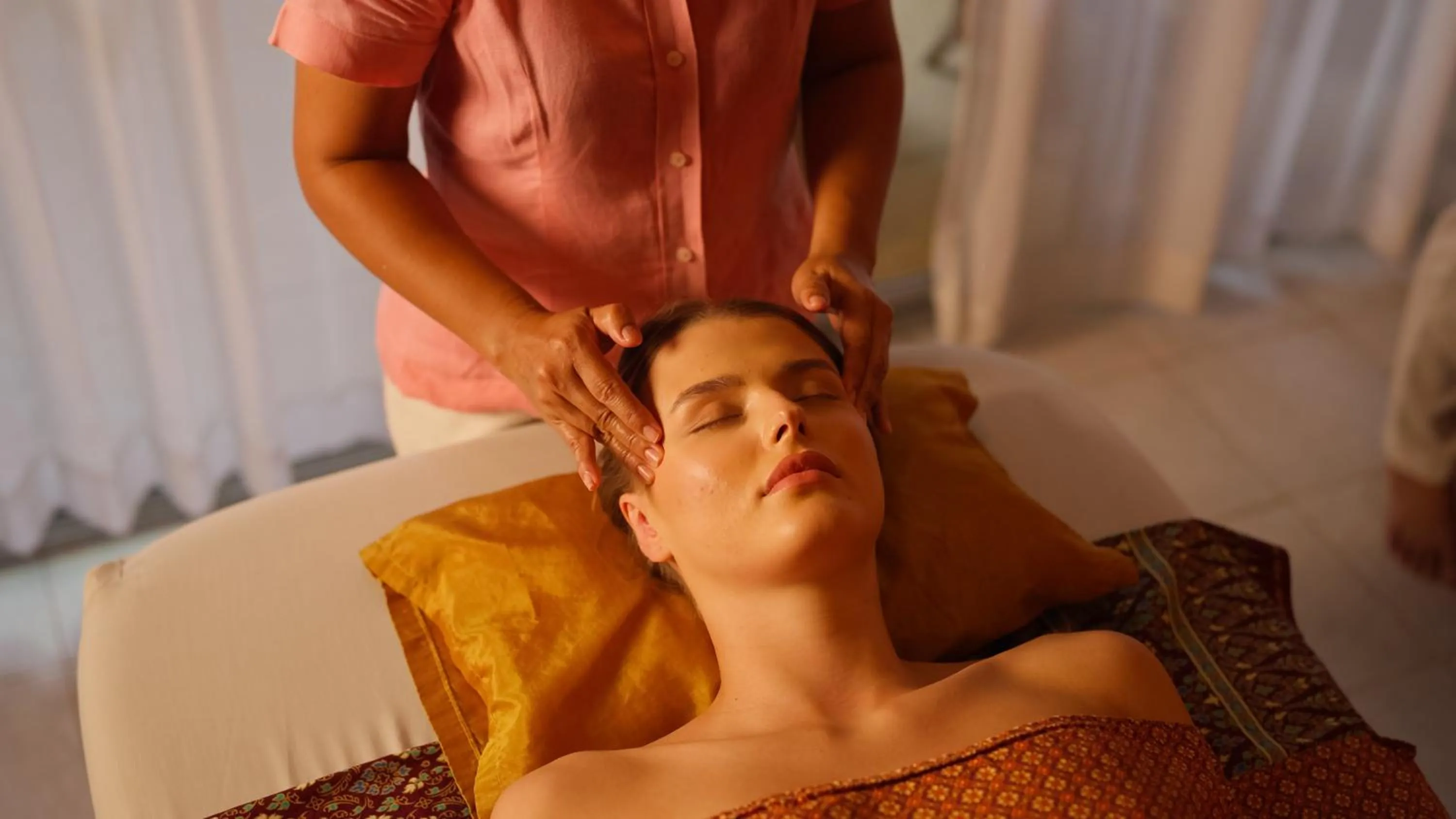 Massage in Paradise Beach Resort, Koh Samui - SHA Extra Plus