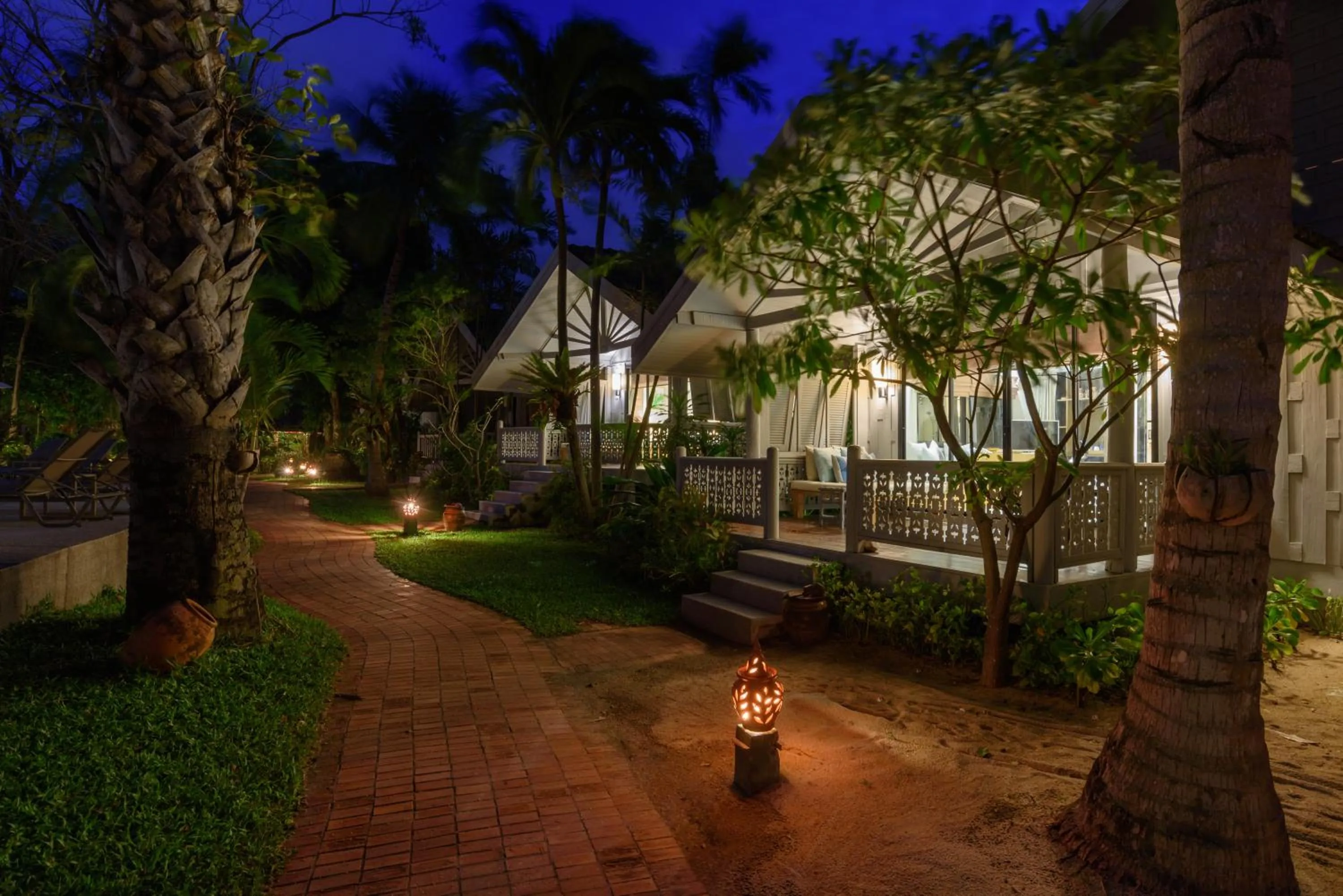 Night in Paradise Beach Resort, Koh Samui - SHA Extra Plus