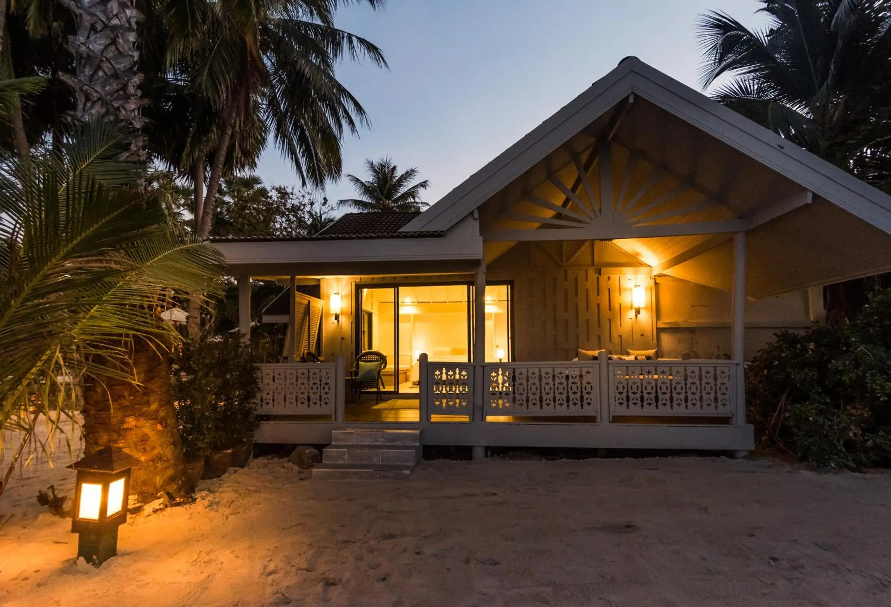 Facade/entrance in Paradise Beach Resort, Koh Samui - SHA Extra Plus Facade/entrance in Paradise Beach Resort, Koh Samui - SHA Extra Plus