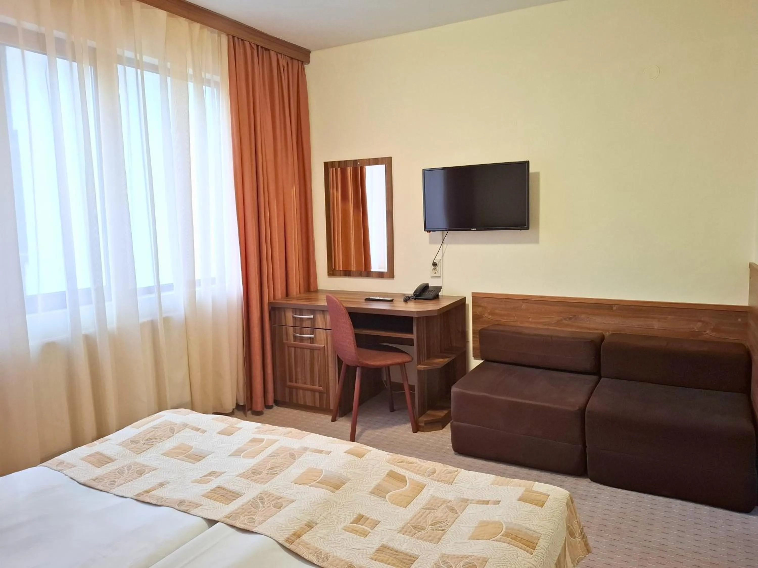 Photo of the whole room, Bed in Elina Hotel