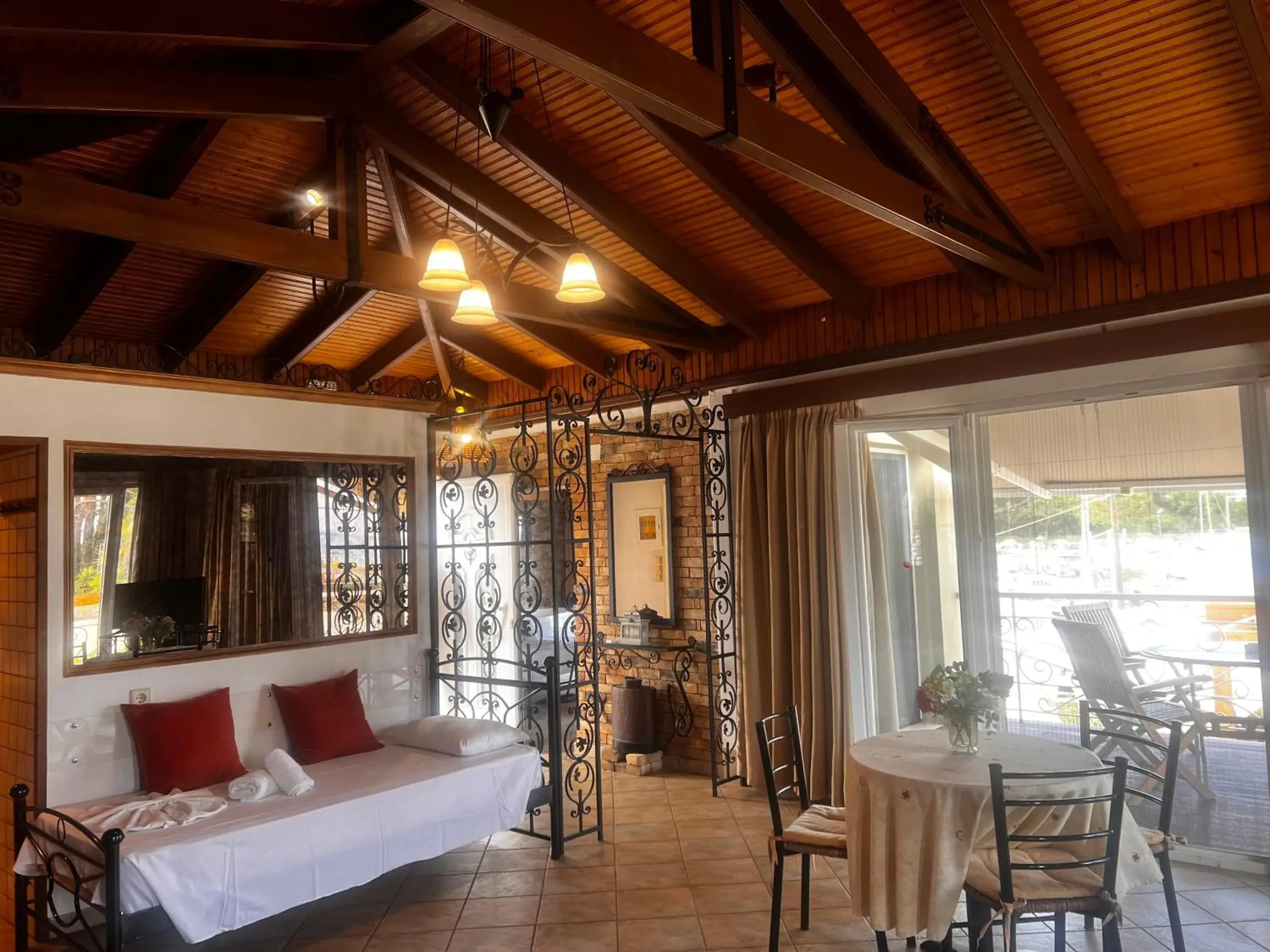 Bed in Molfetta Beach Hotel Bed in Molfetta Beach Hotel