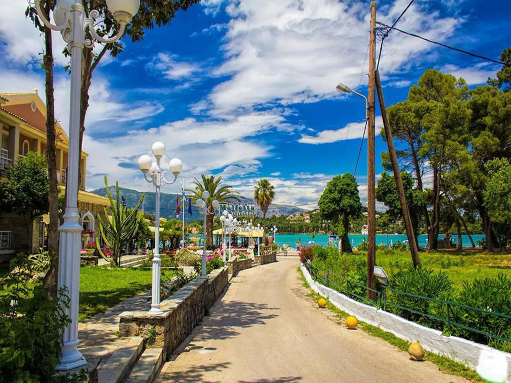 Property building in Molfetta Beach Hotel Property building in Molfetta Beach Hotel