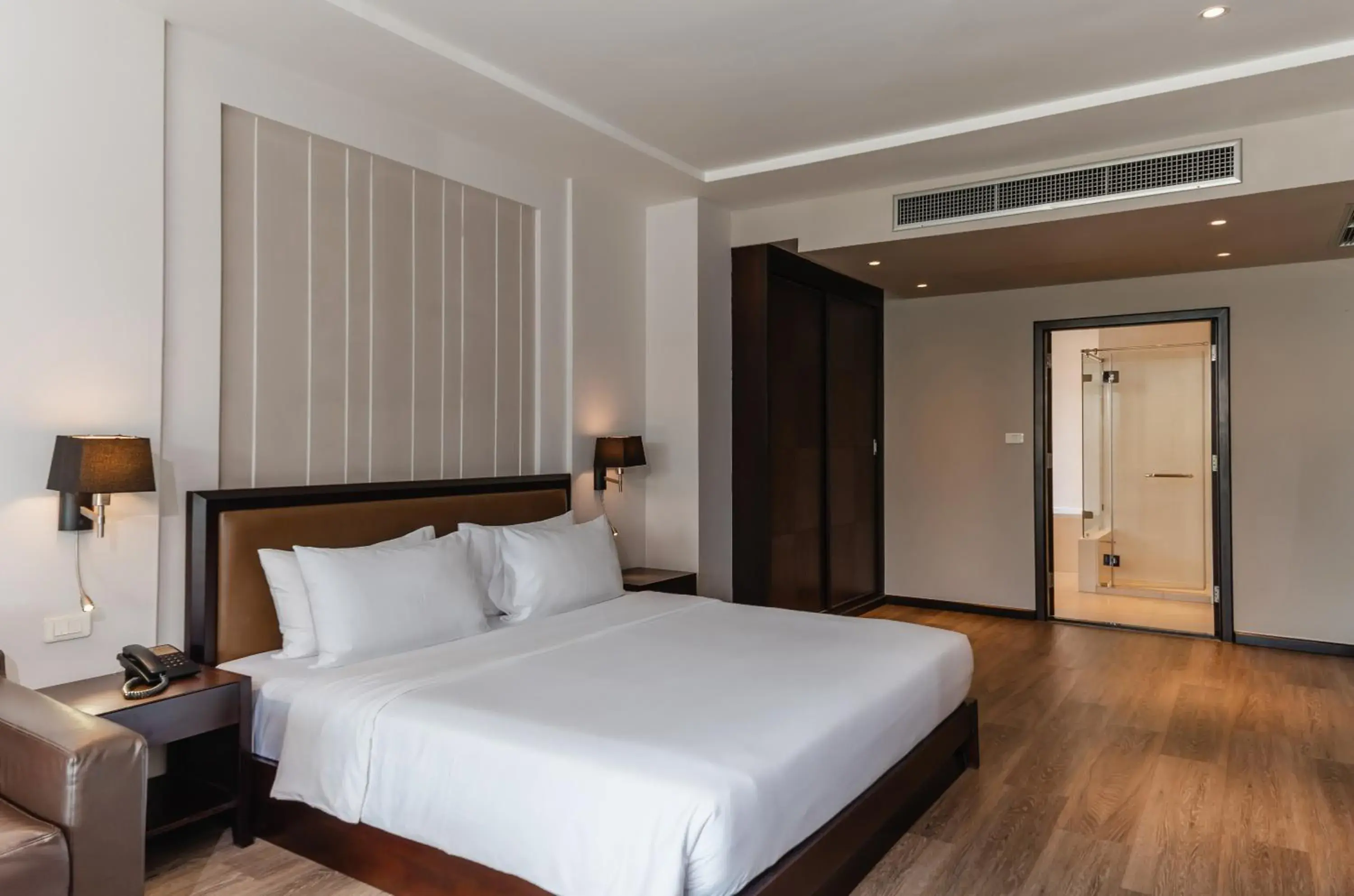 Bathroom, Bed in The Dawin Hotel Bathroom, Bed in The Dawin Hotel