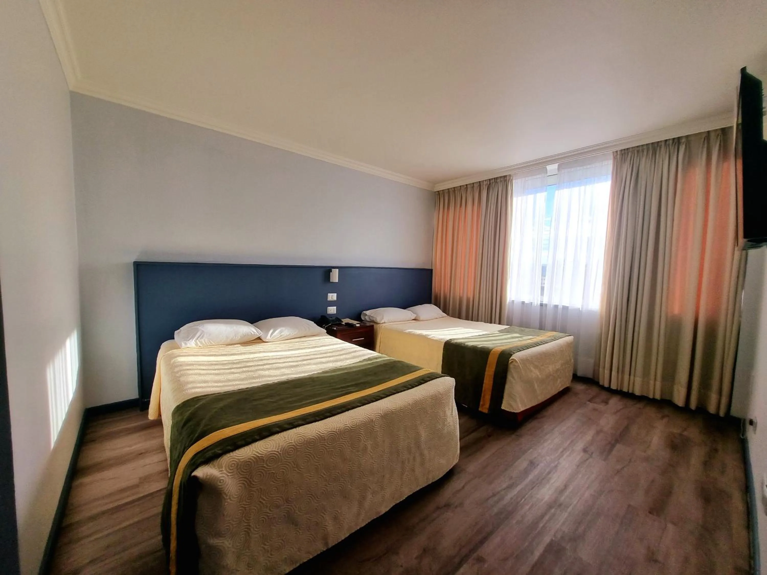 Photo of the whole room, Bed in Hotel El Araucano