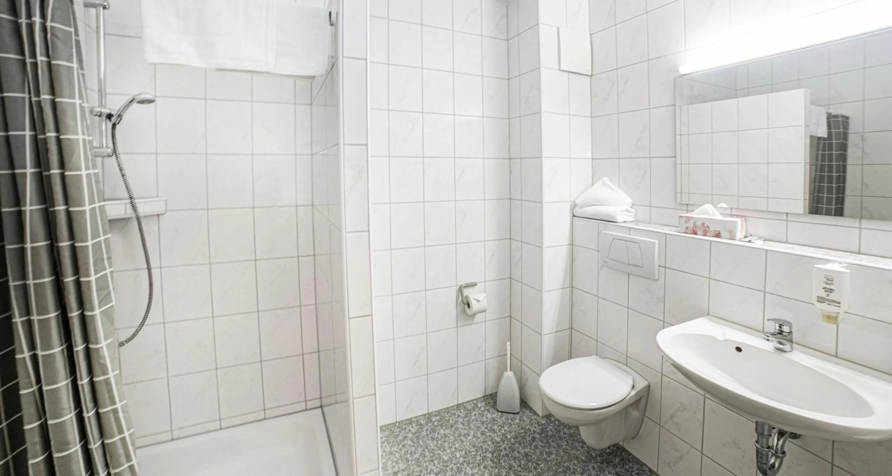 Bathroom in Fairway Hotel