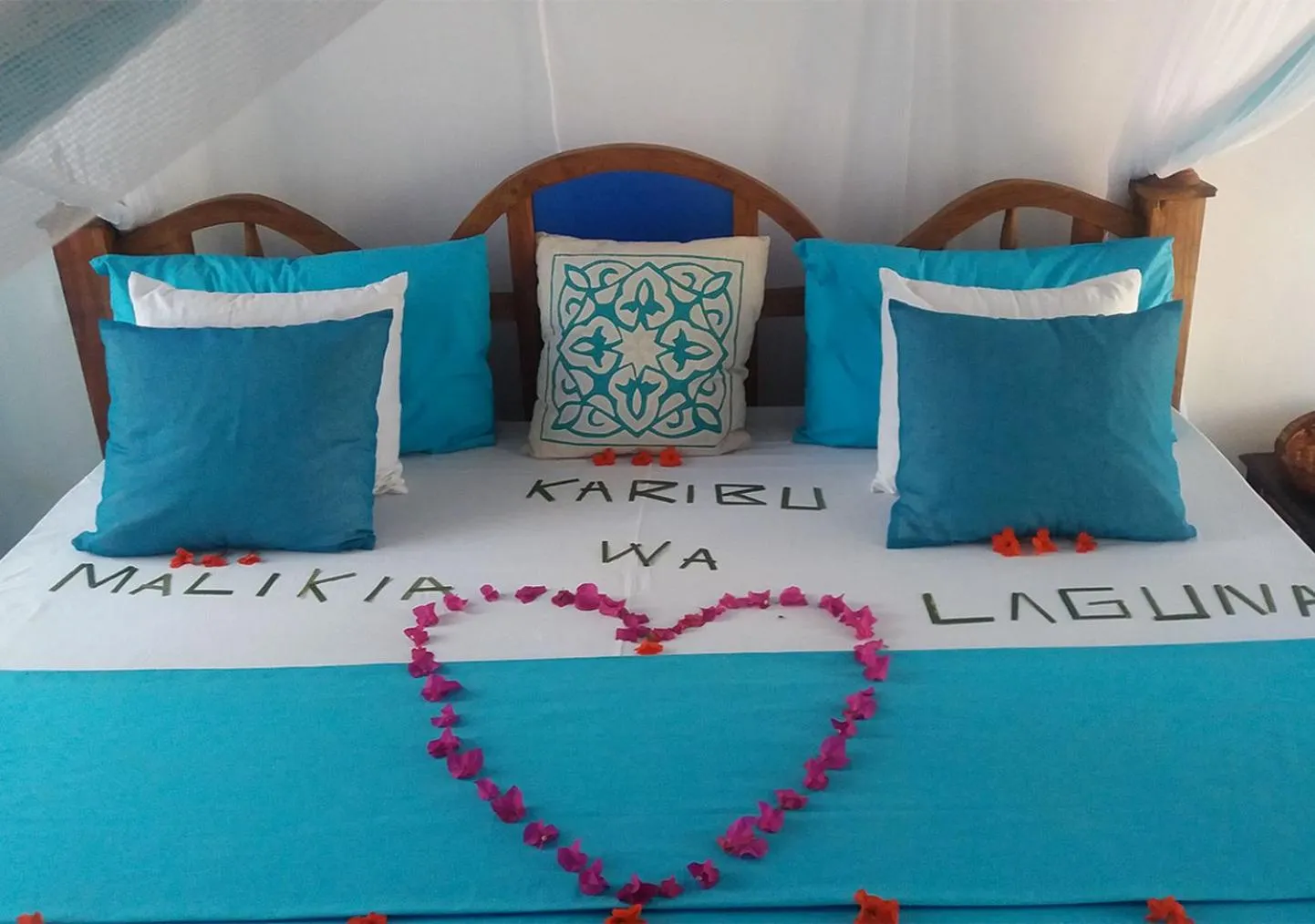 Bed in Laguna Palace Zanzibar