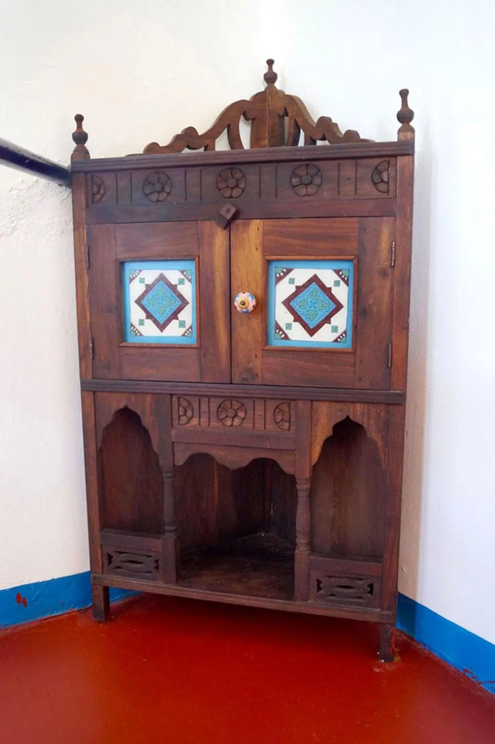 wardrobe in Laguna Palace Zanzibar