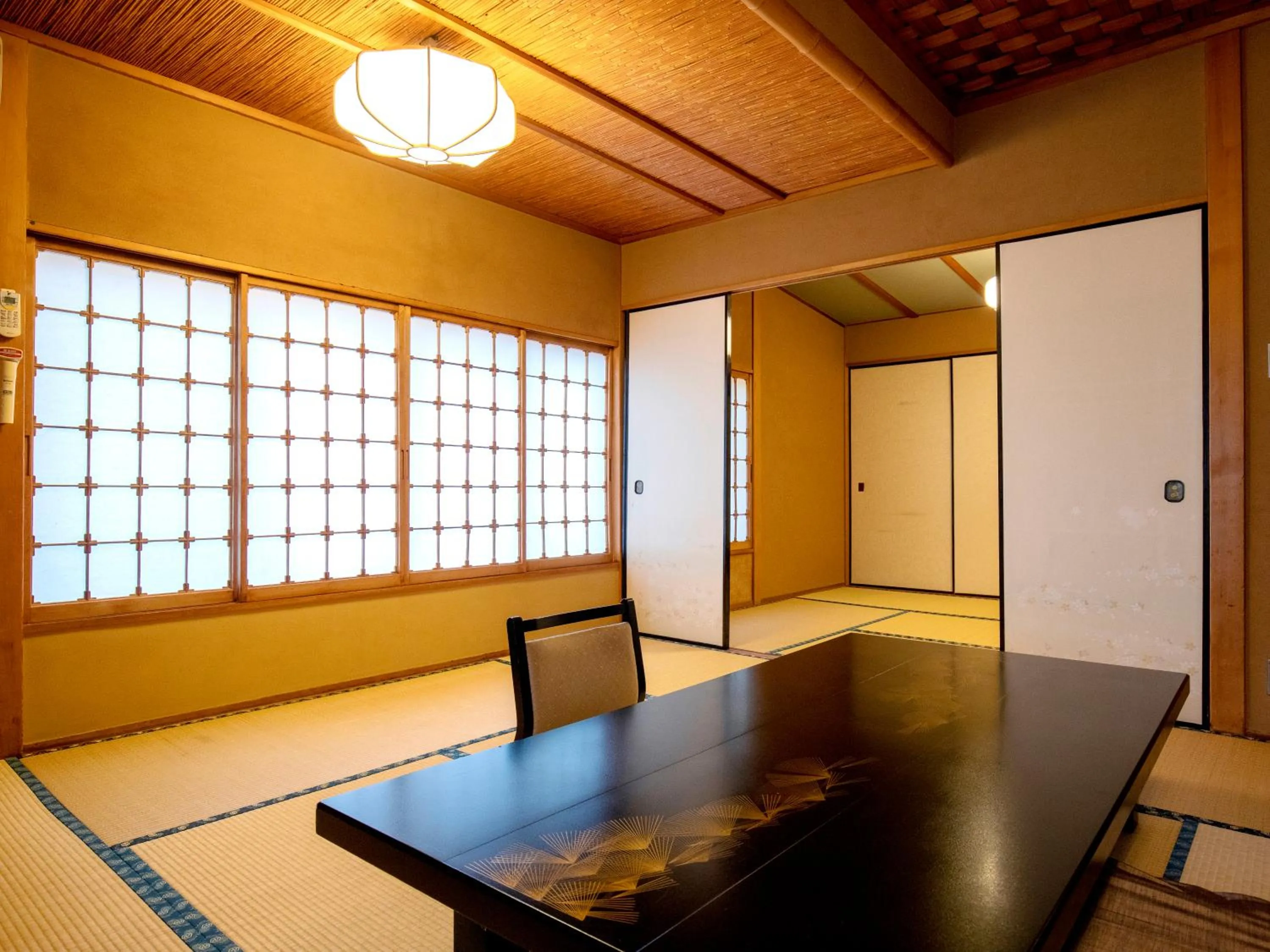 Photo of the whole room in Wakamatsu HakoneYugawara