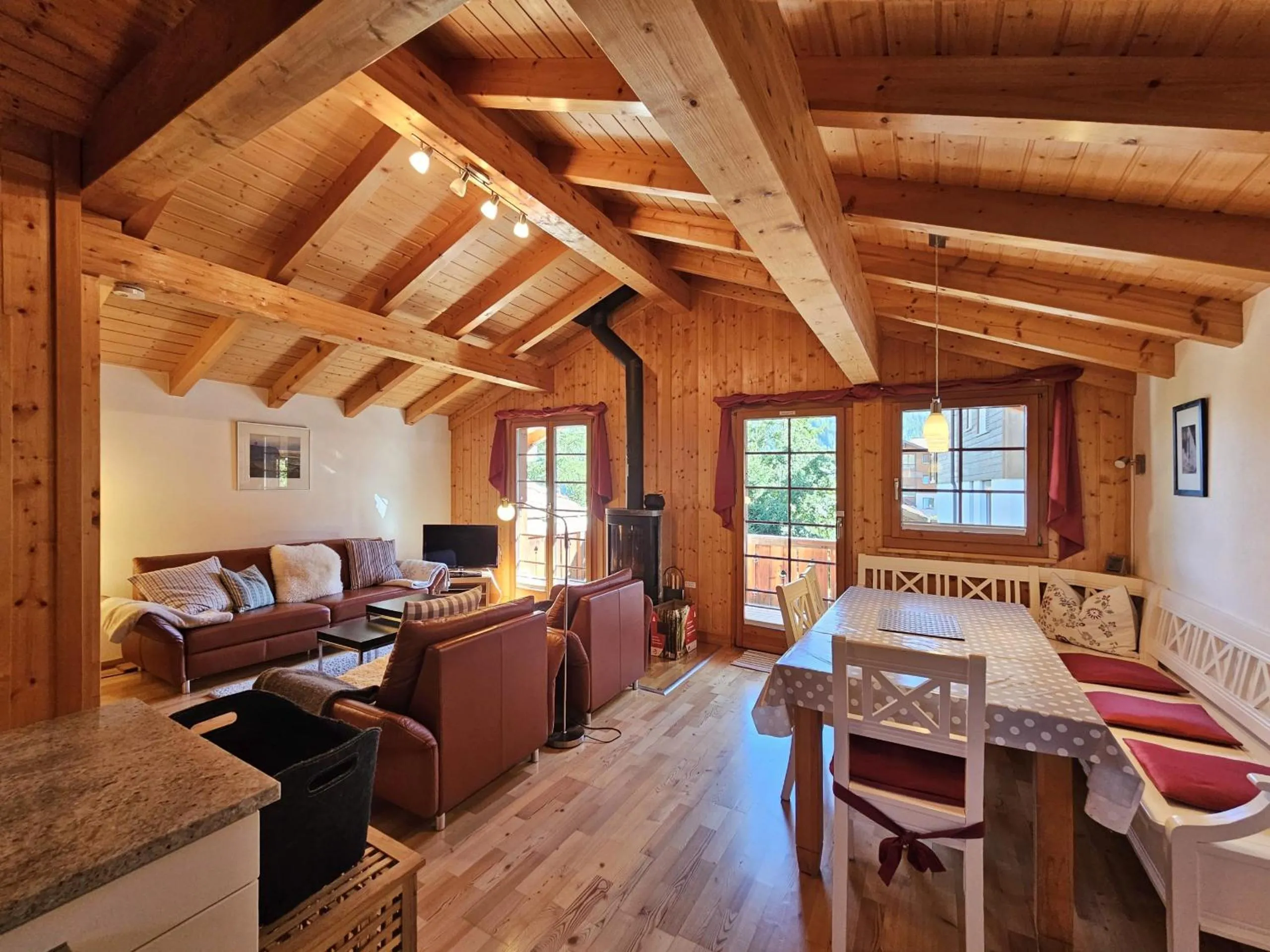 Communal lounge/ TV room in Chalet Flair