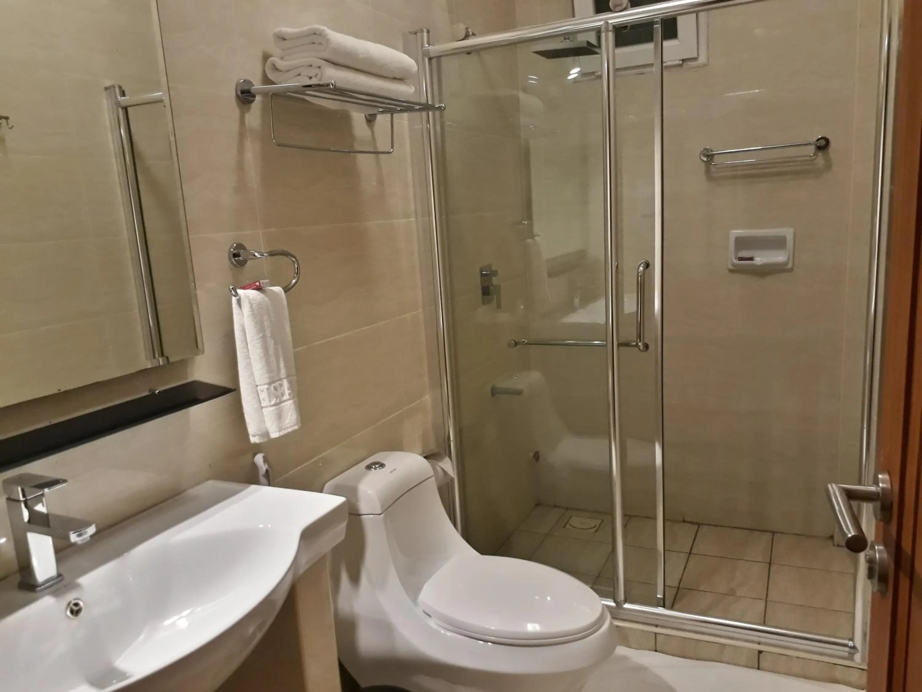 Bathroom in Chelsea Hotel