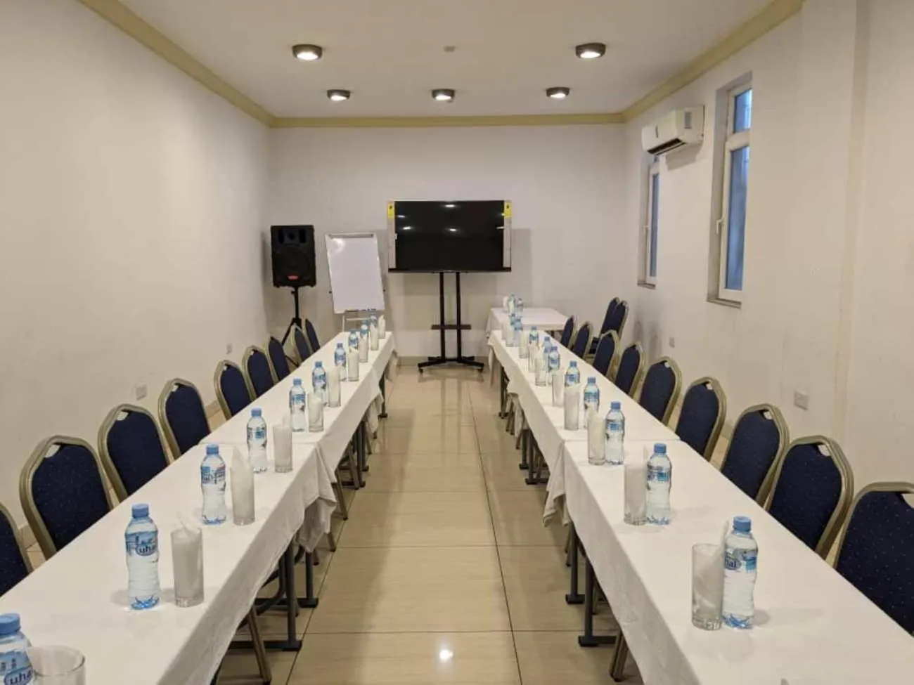 Meeting/conference room in Chelsea Hotel