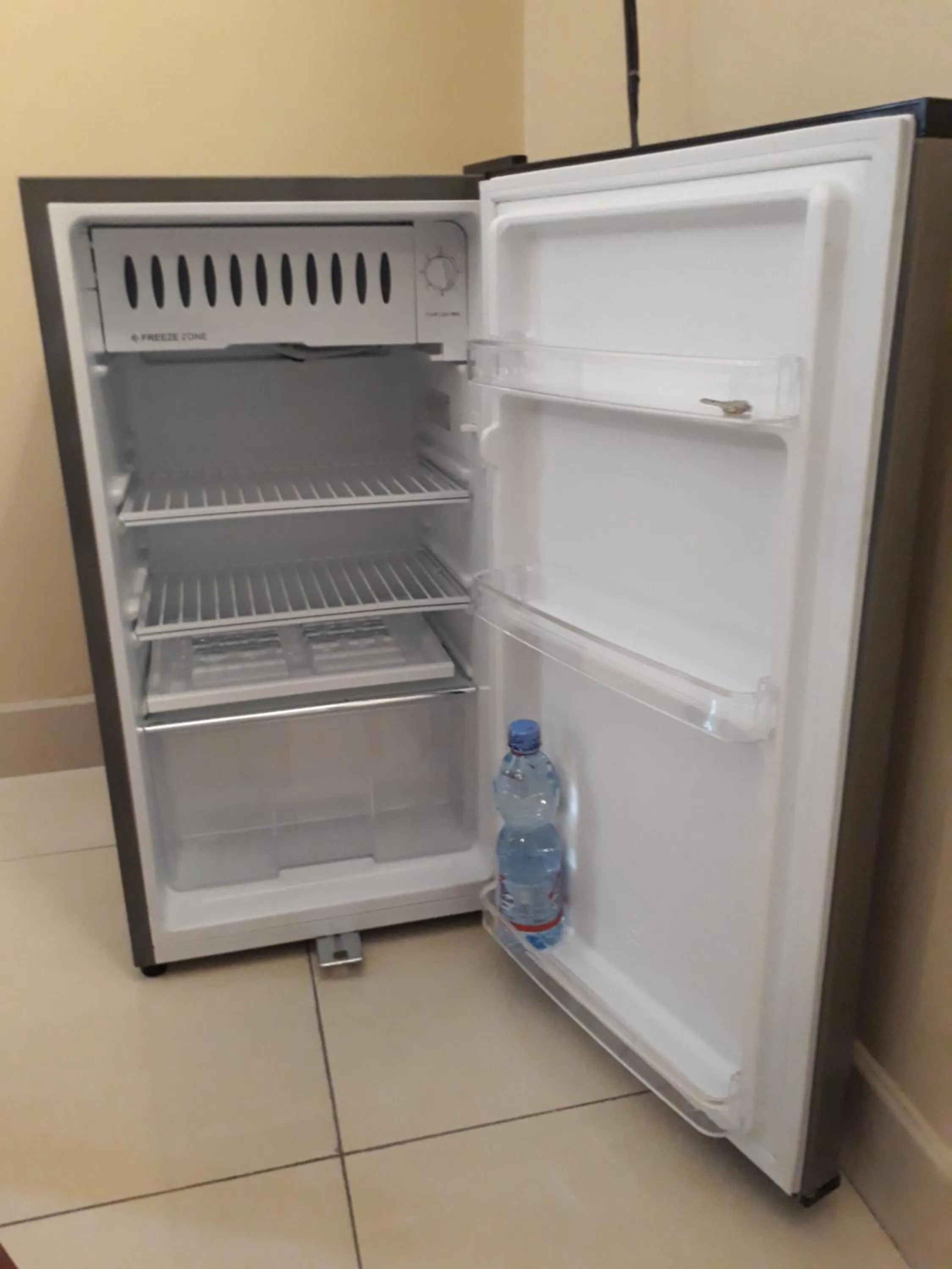 minibar in Chelsea Hotel