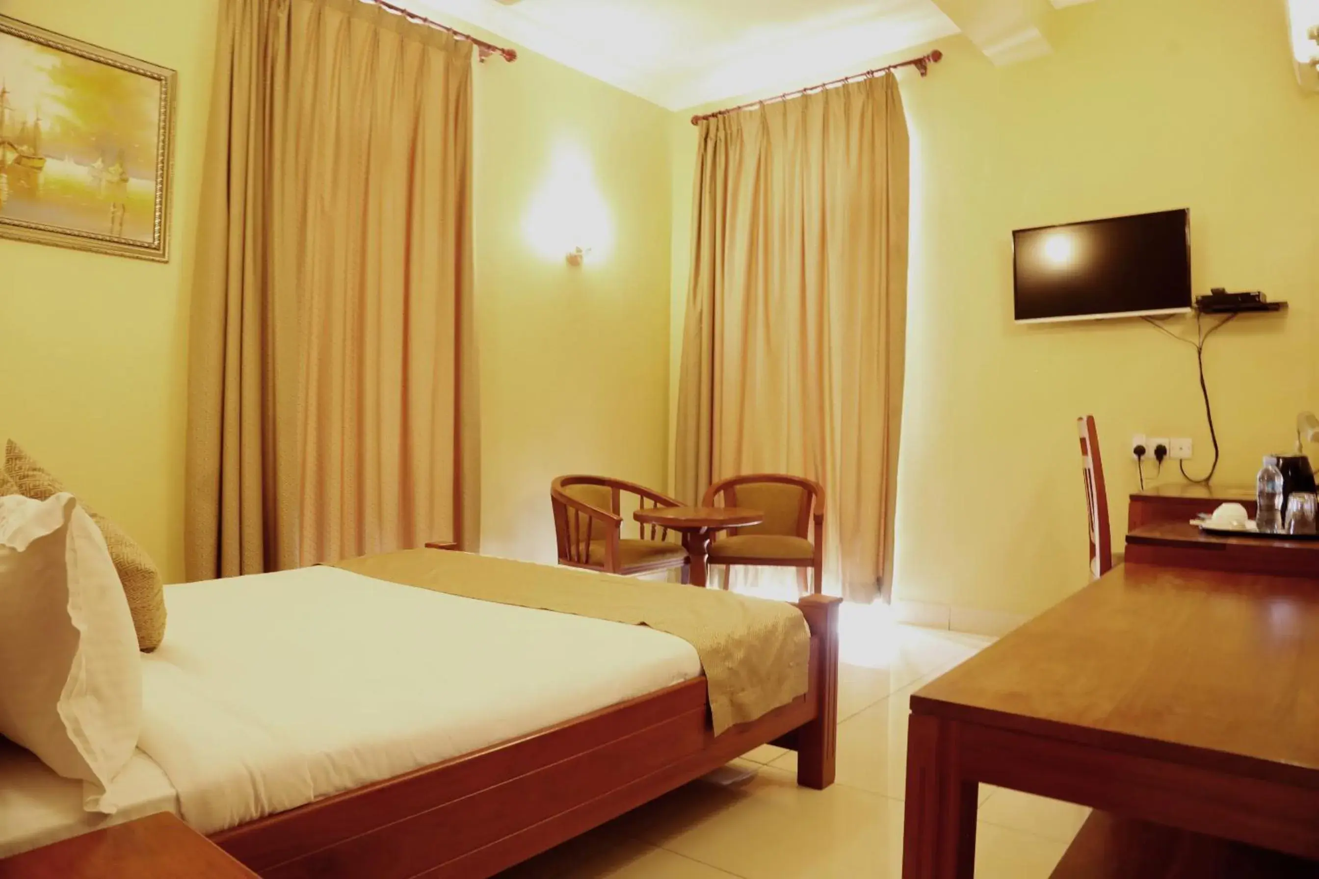 Bedroom, Bed in Chelsea Hotel Bedroom, Bed in Chelsea Hotel