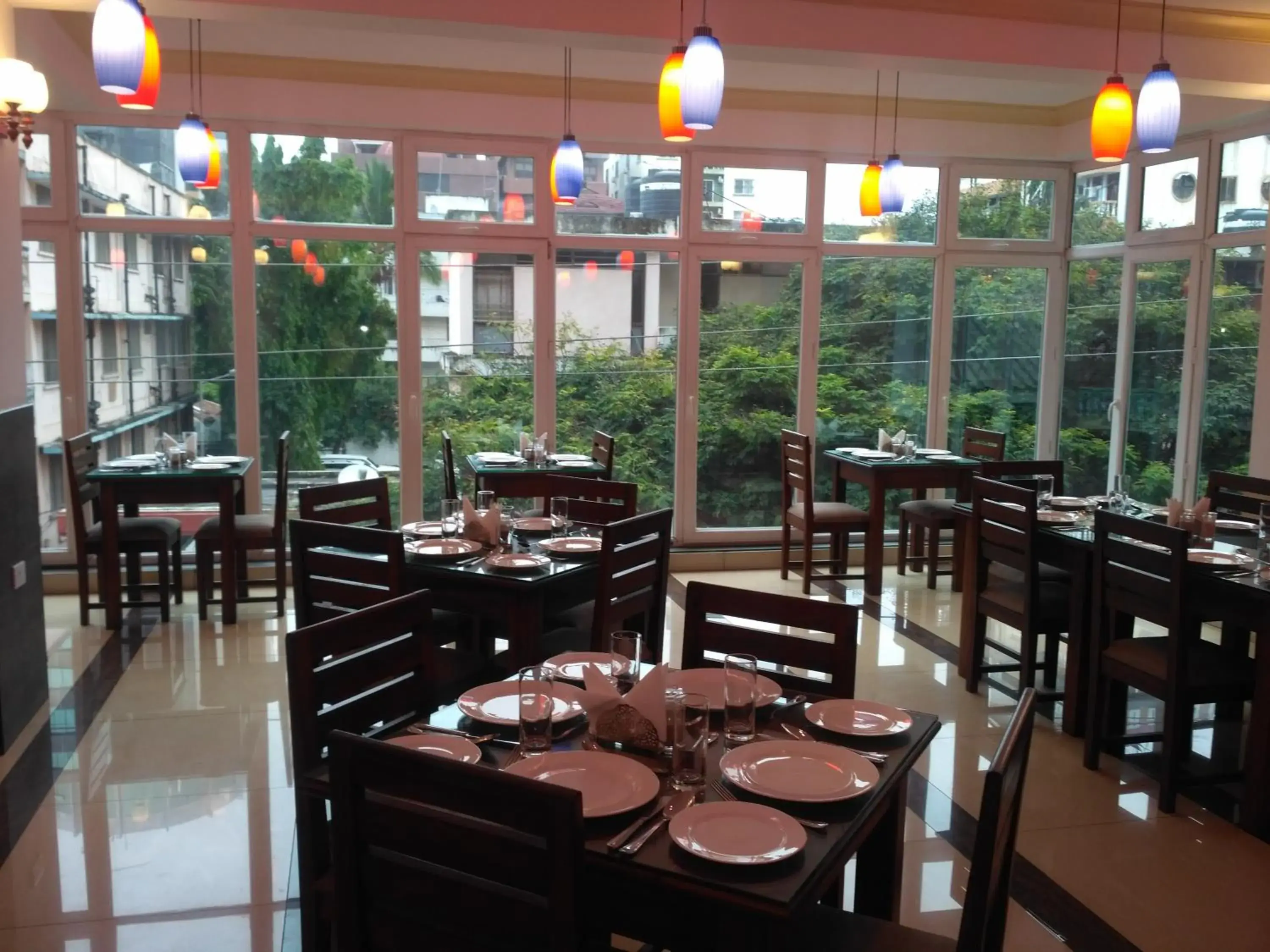 Restaurant/places to eat in Chelsea Hotel Restaurant/places to eat in Chelsea Hotel