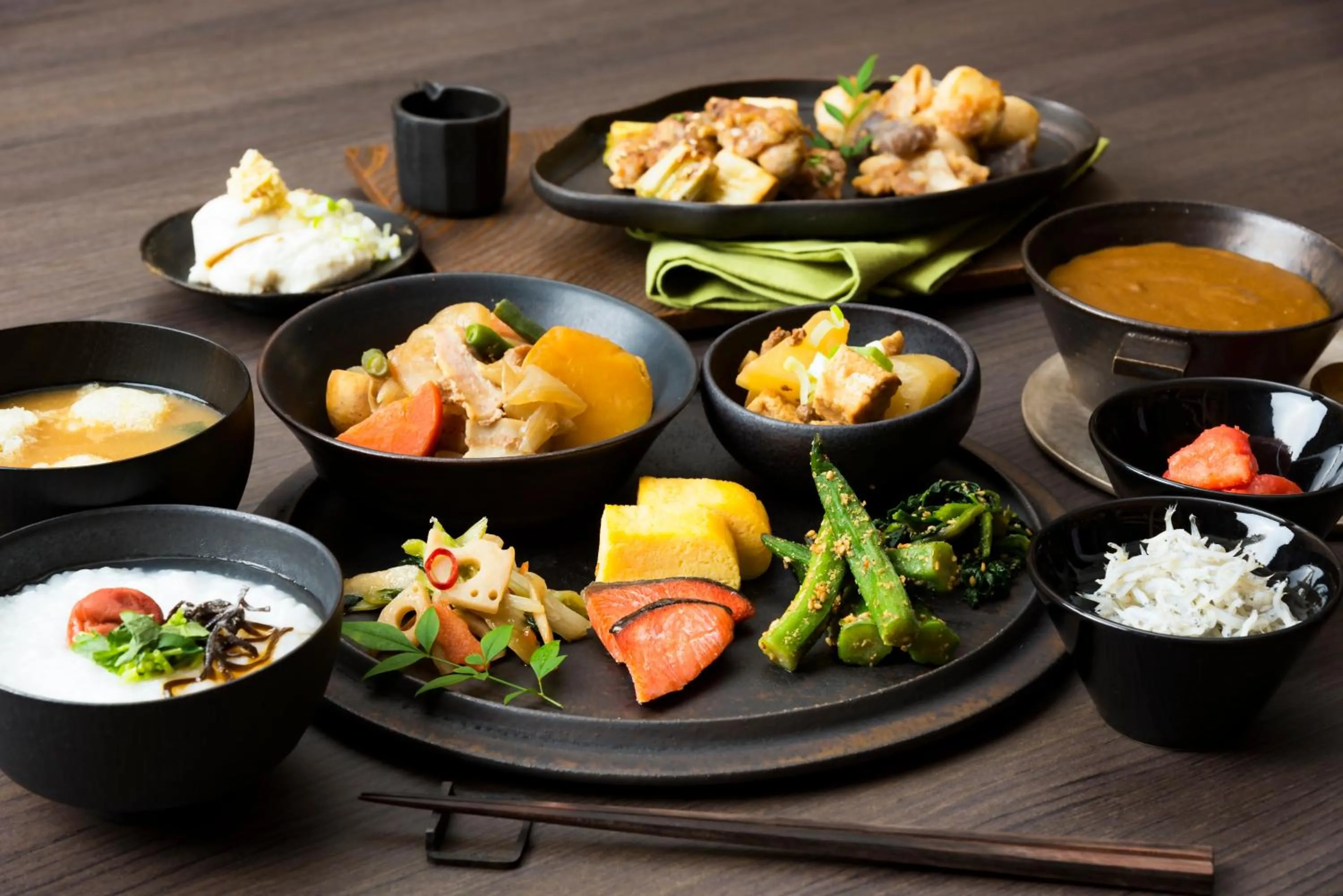 Food and drinks in Candeo Hotels Tokyo Shimbashi