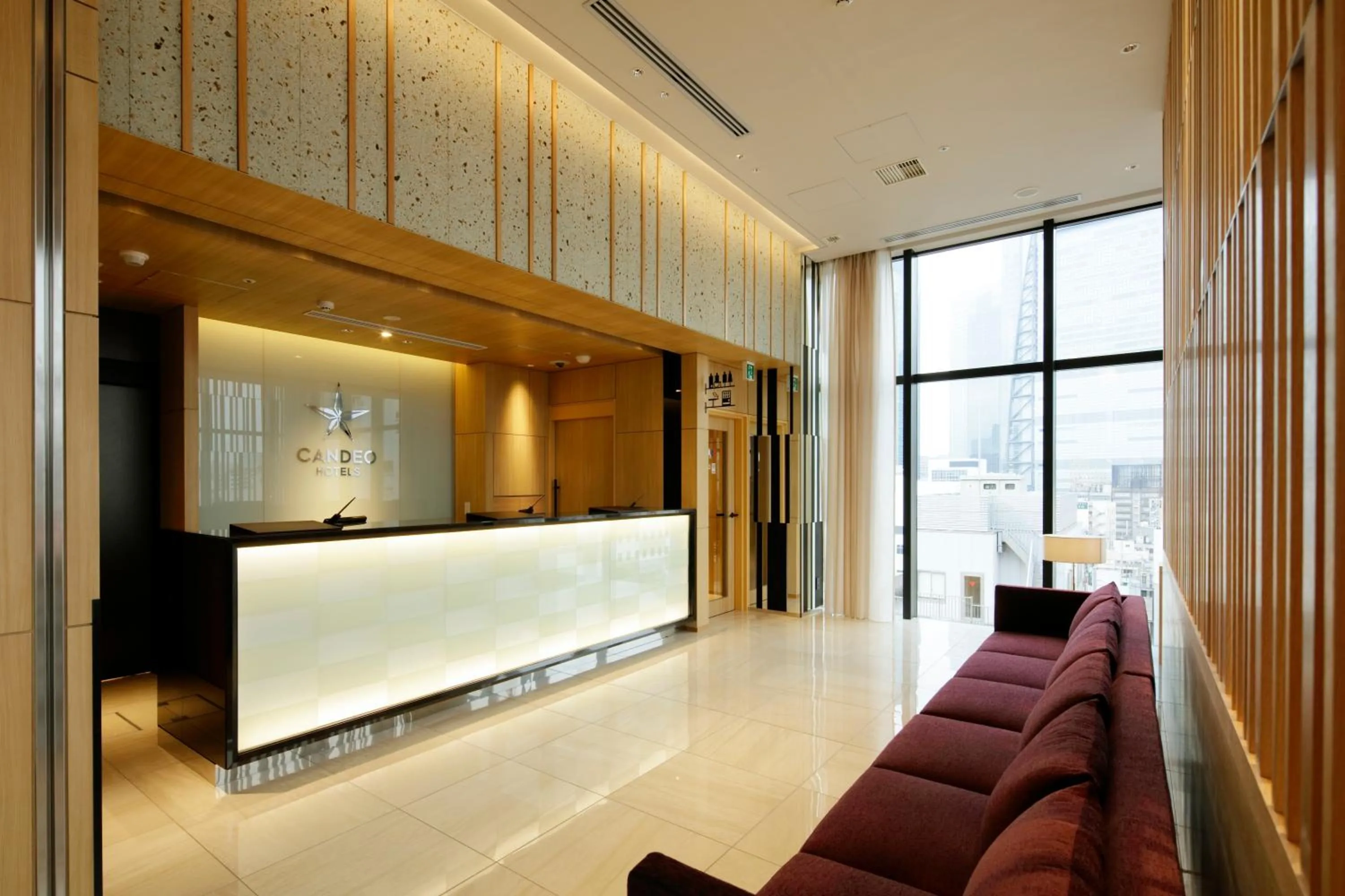 Lobby or reception in Candeo Hotels Tokyo Shimbashi