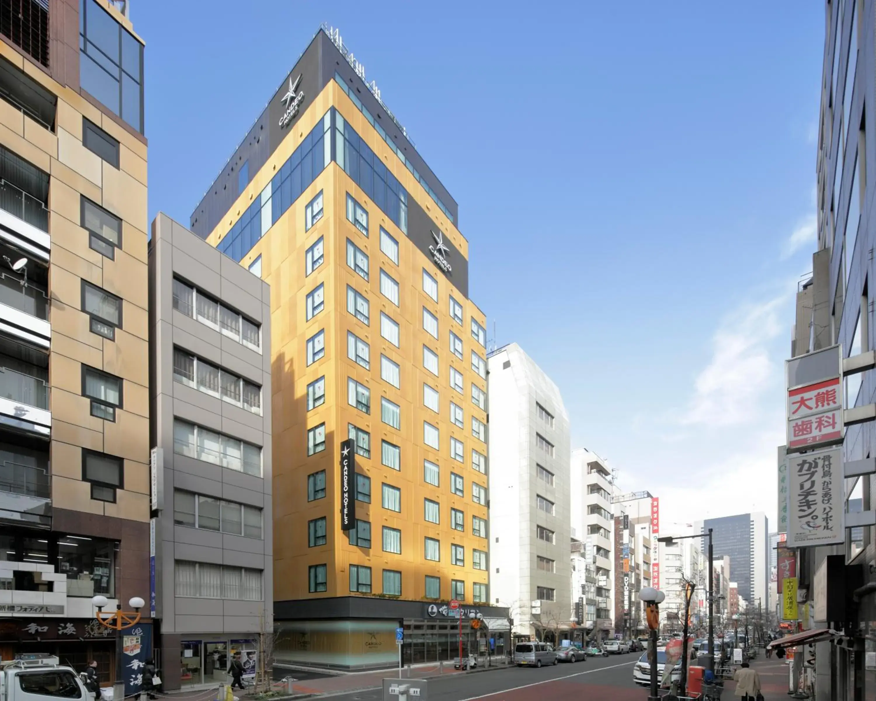 Property building in Candeo Hotels Tokyo Shimbashi Property building in Candeo Hotels Tokyo Shimbashi