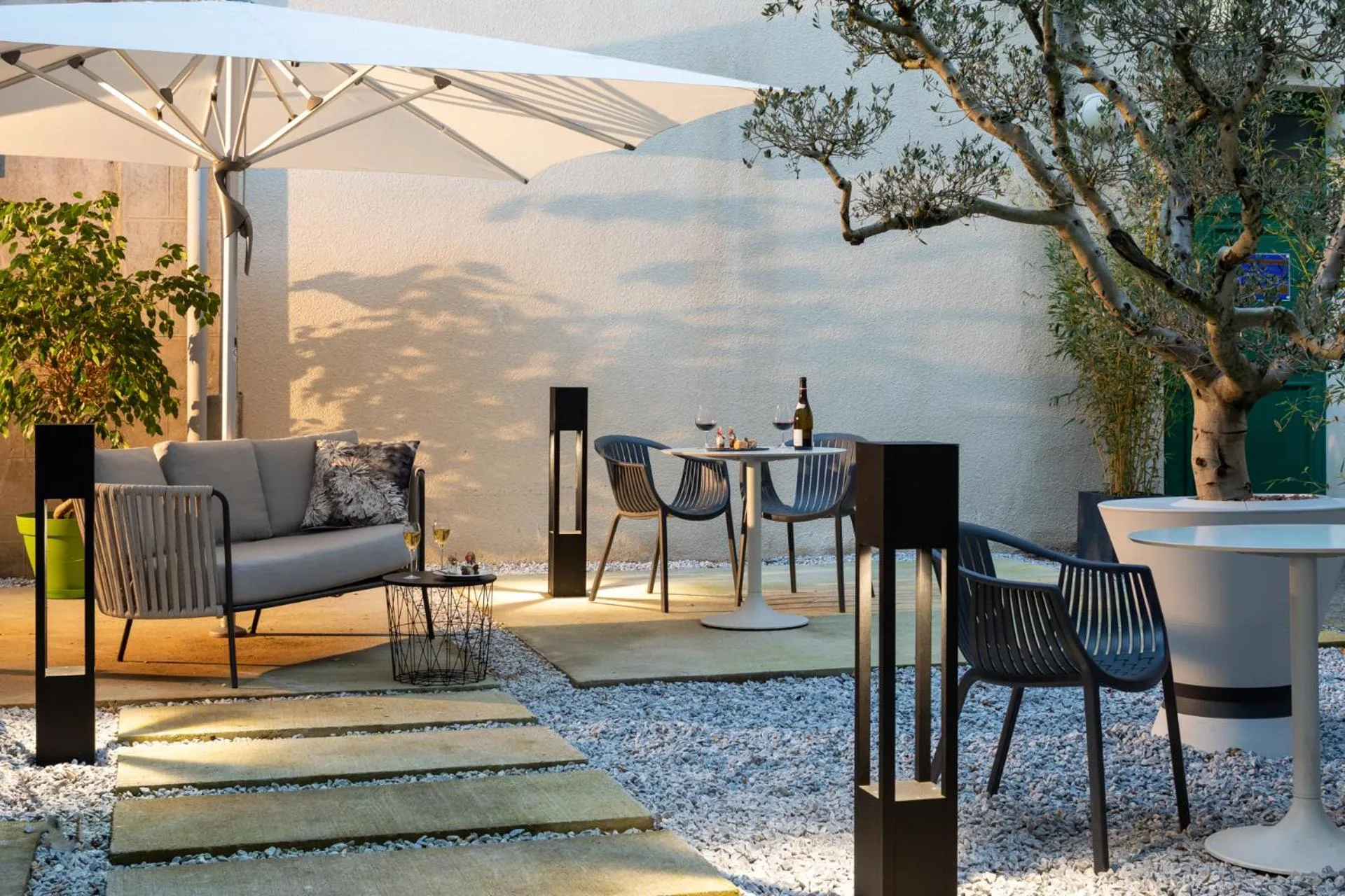 Balcony/Terrace in Hotel Du Commerce Spa