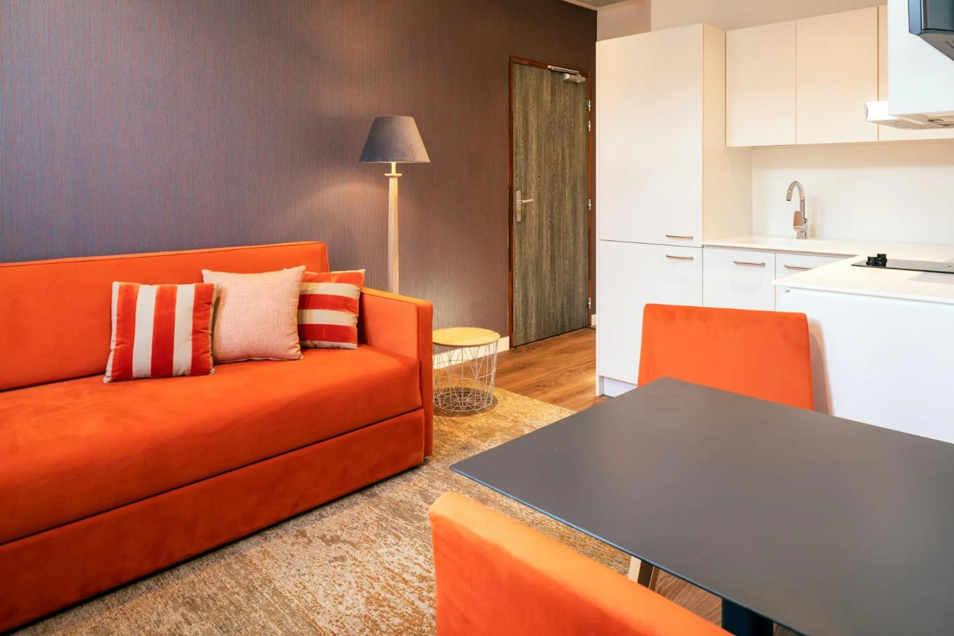 TV and multimedia in Hotel Du Commerce Spa