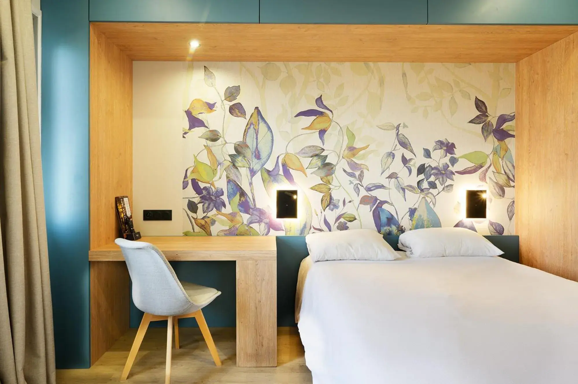 Double Room in Hotel Du Commerce Spa Double Room in Hotel Du Commerce Spa