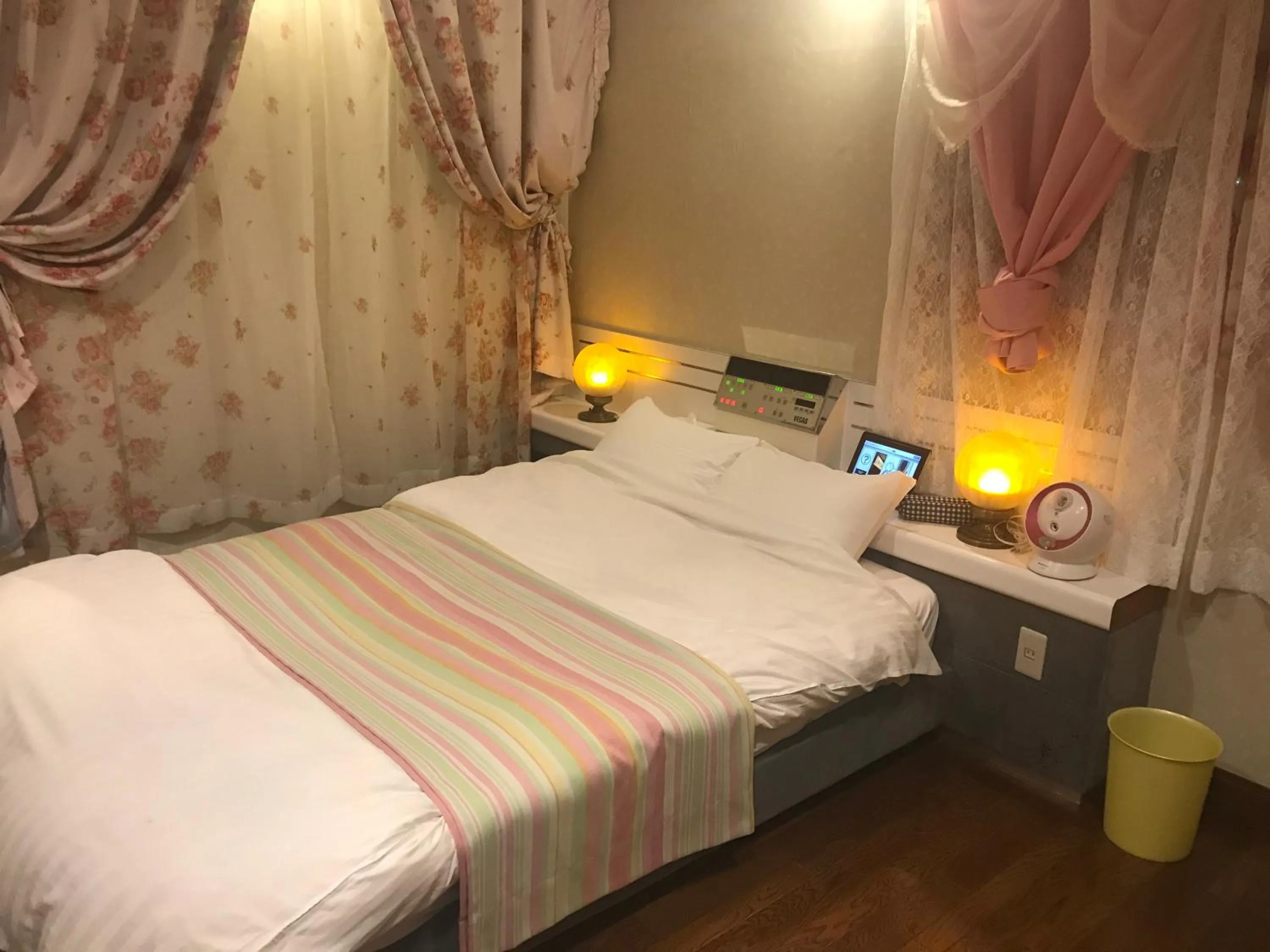 Facade/entrance, Bed in Hotel Vegas (Adult Only)