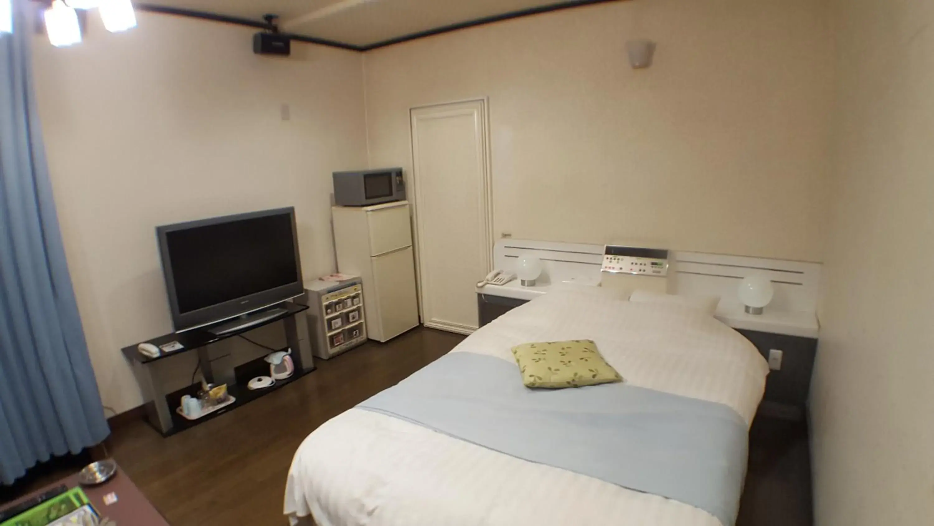 TV and multimedia, Bed in Hotel Vegas (Adult Only) TV and multimedia, Bed in Hotel Vegas (Adult Only)