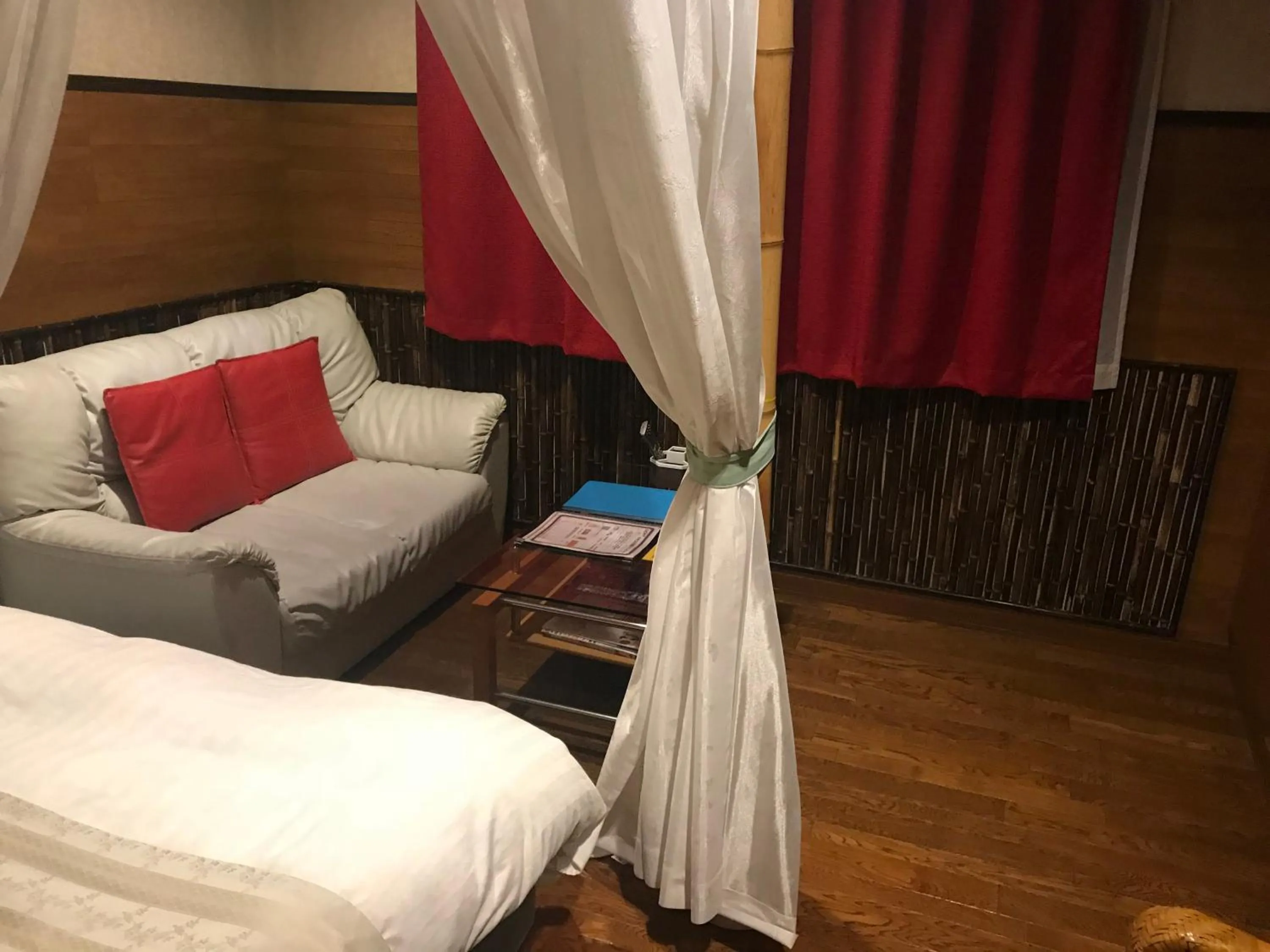 Photo of the whole room, Bed in Hotel Vegas (Adult Only)