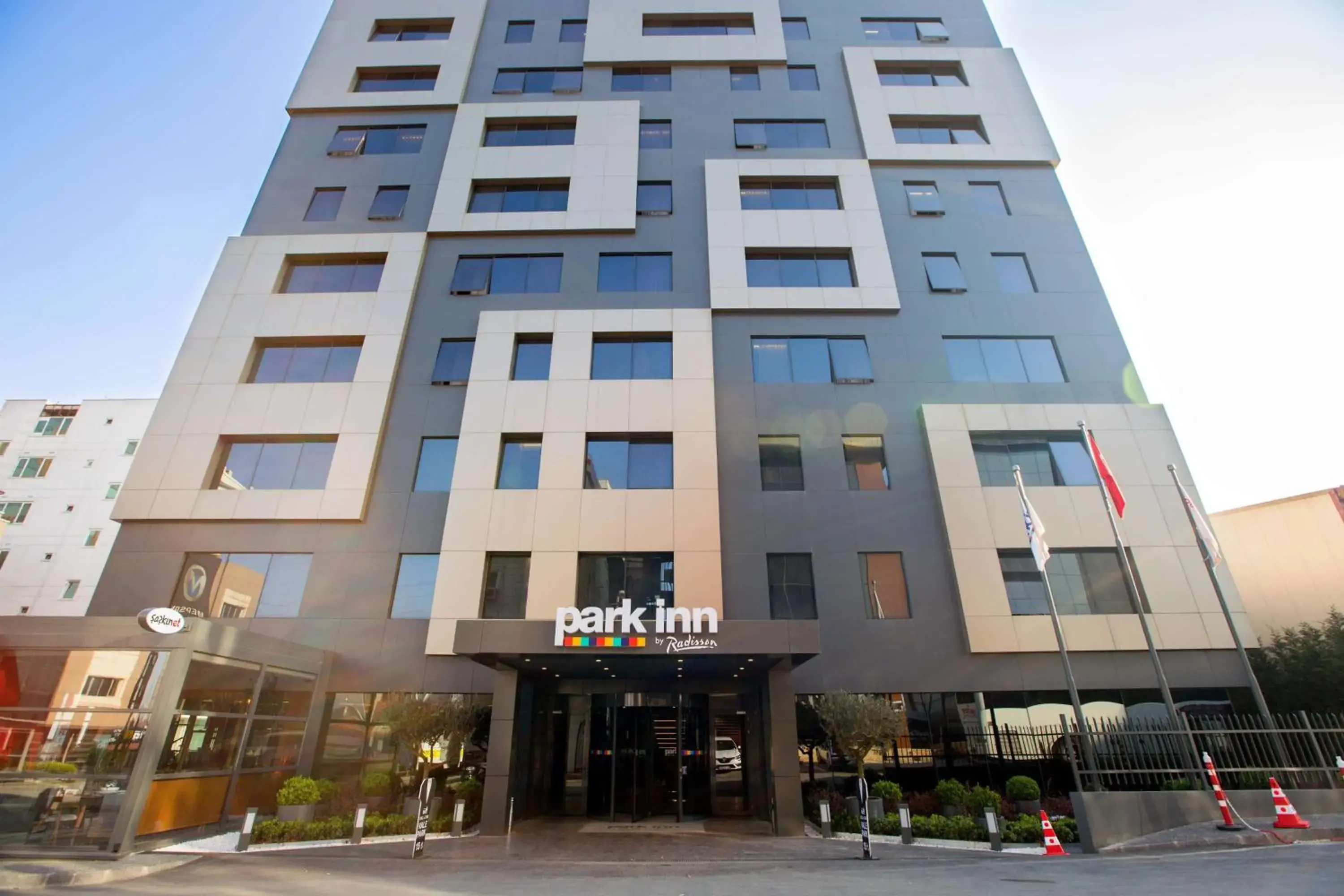Property building in Park Inn by Radisson Istanbul Atasehir Property building in Park Inn by Radisson Istanbul Atasehir
