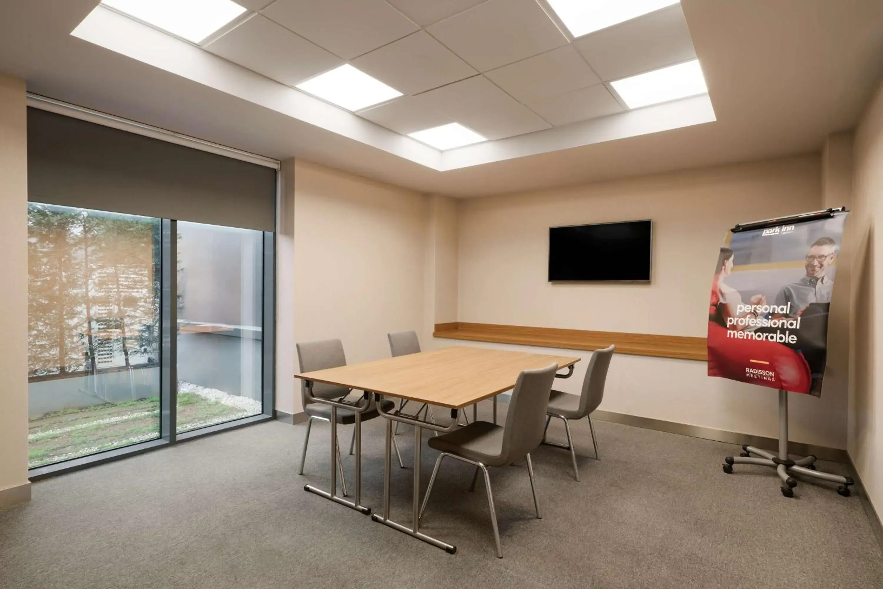 Property building in Park Inn by Radisson Istanbul Atasehir Property building in Park Inn by Radisson Istanbul Atasehir