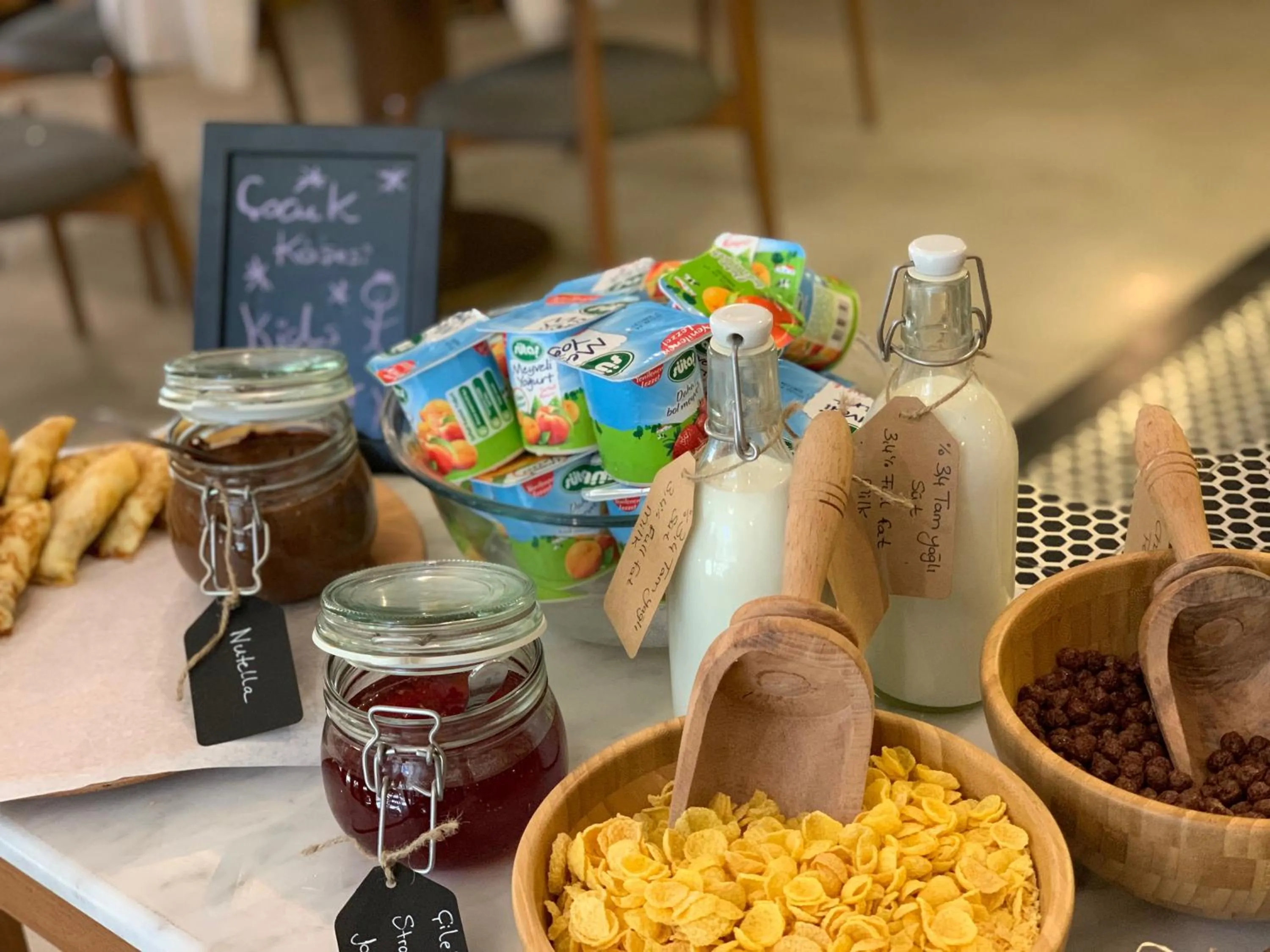 Buffet breakfast in Park Inn by Radisson Istanbul Atasehir