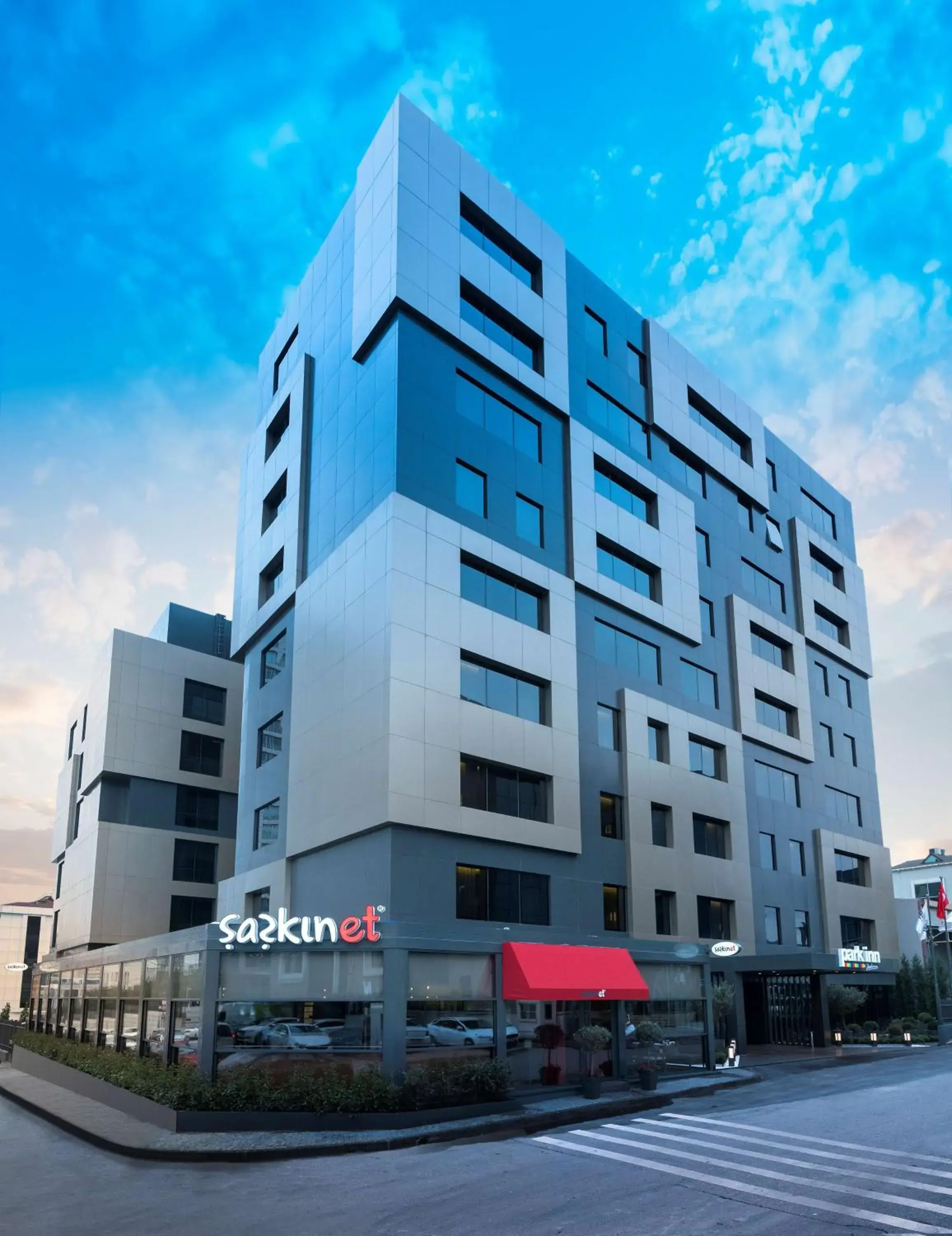 Property building in Park Inn by Radisson Istanbul Atasehir Property building in Park Inn by Radisson Istanbul Atasehir
