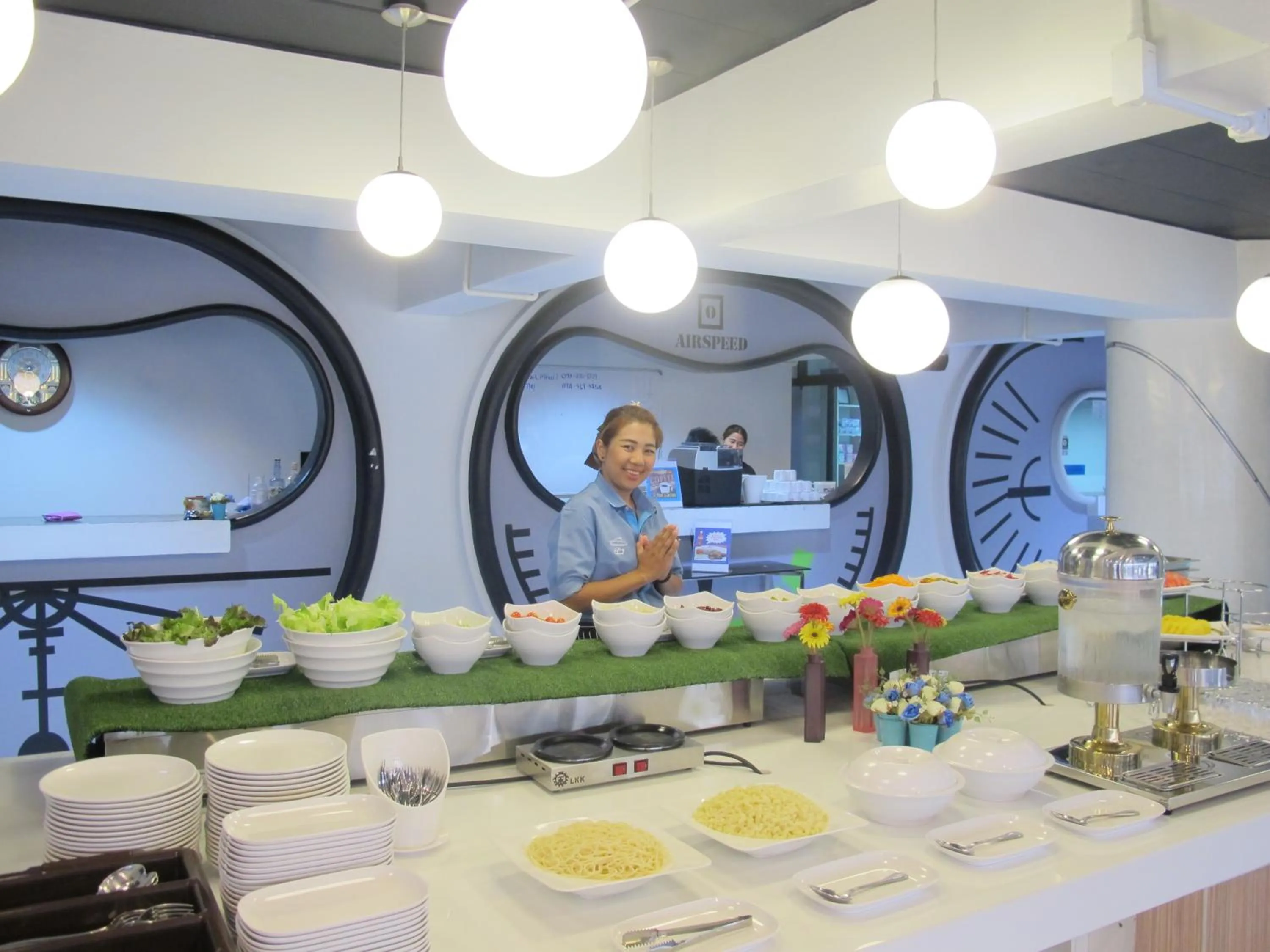 Restaurant/places to eat in Suvarnabhumi Oriental Resort