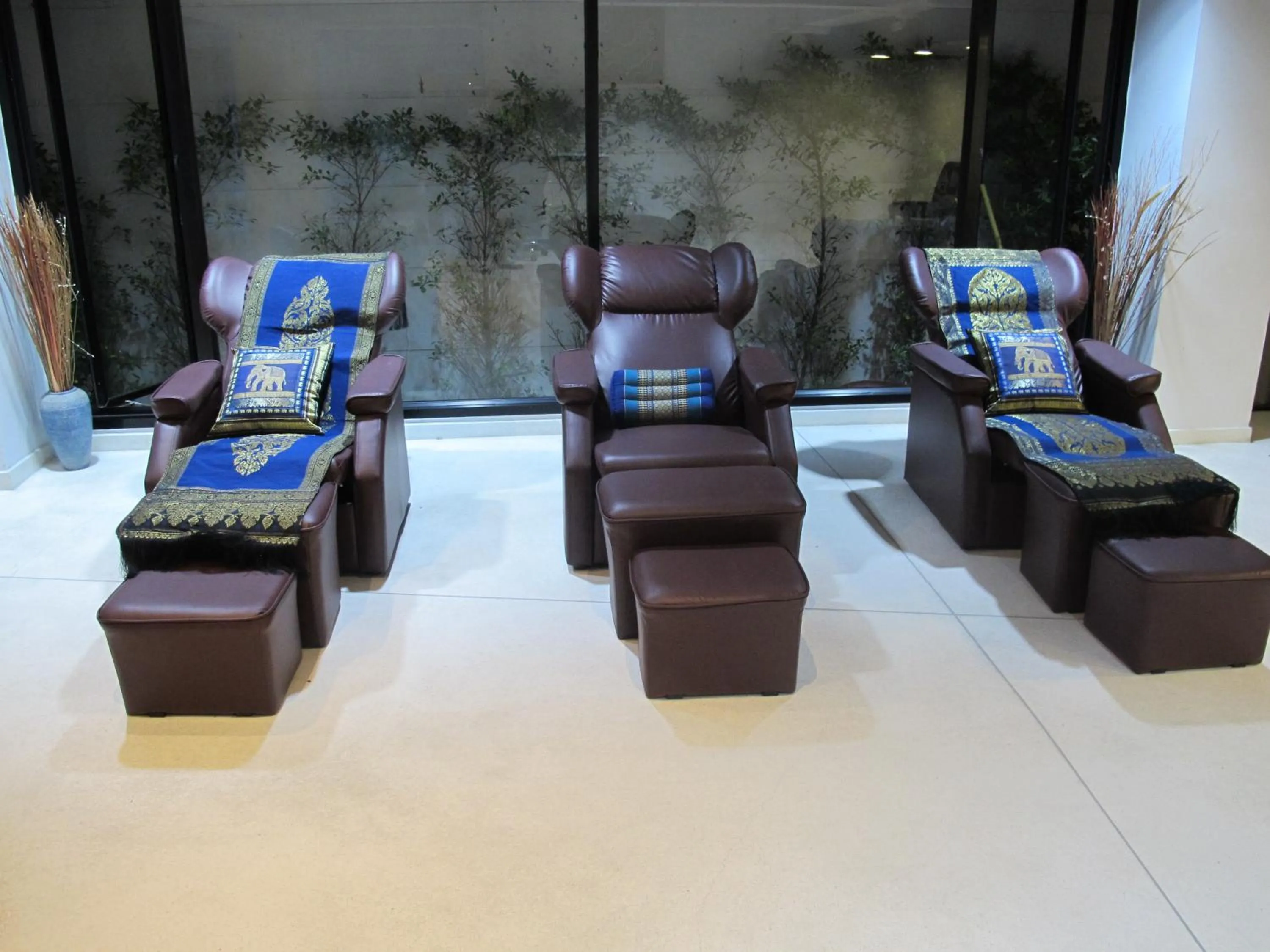 Massage in Suvarnabhumi Oriental Resort