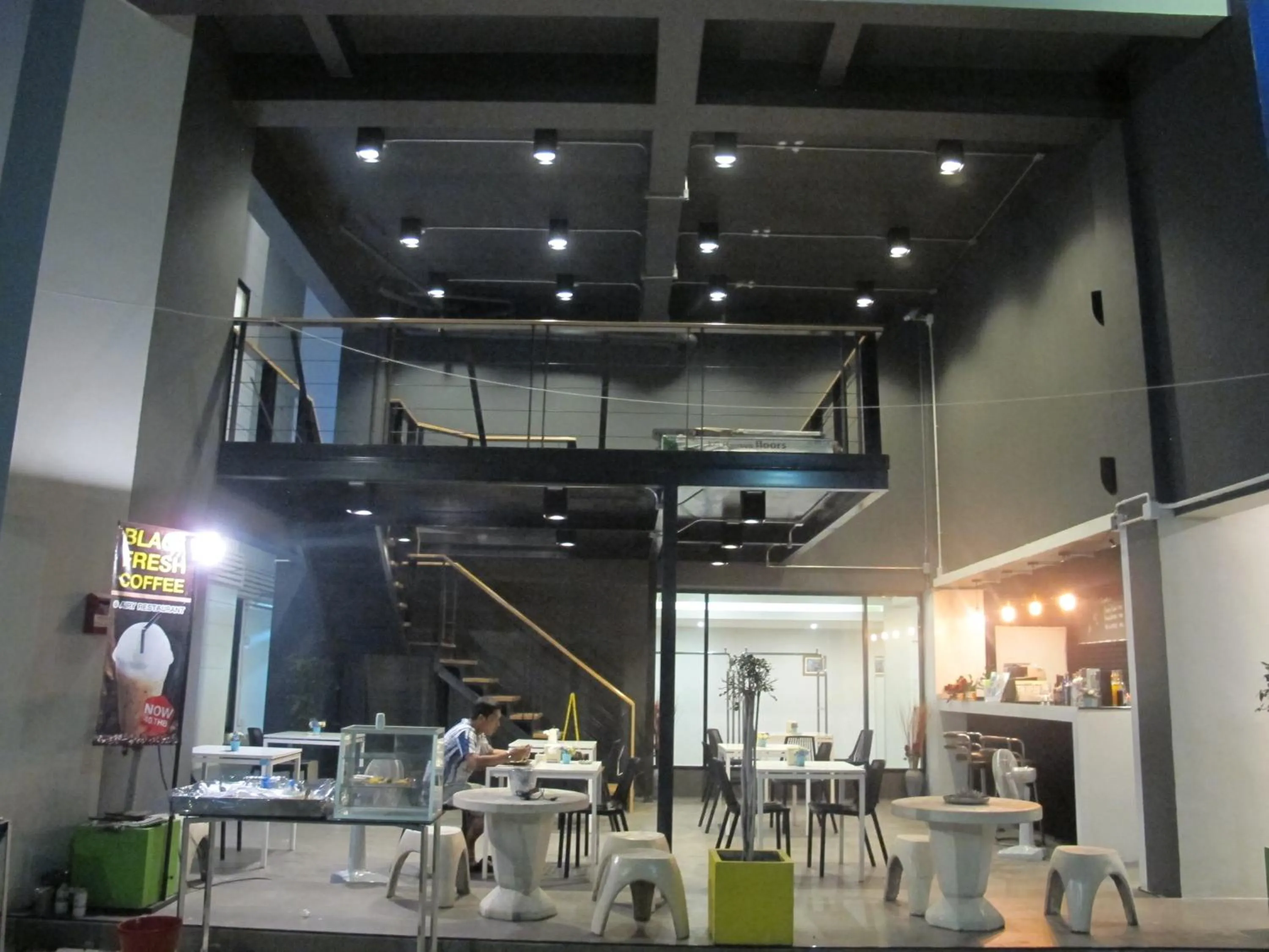 Lounge or bar in Suvarnabhumi Oriental Resort