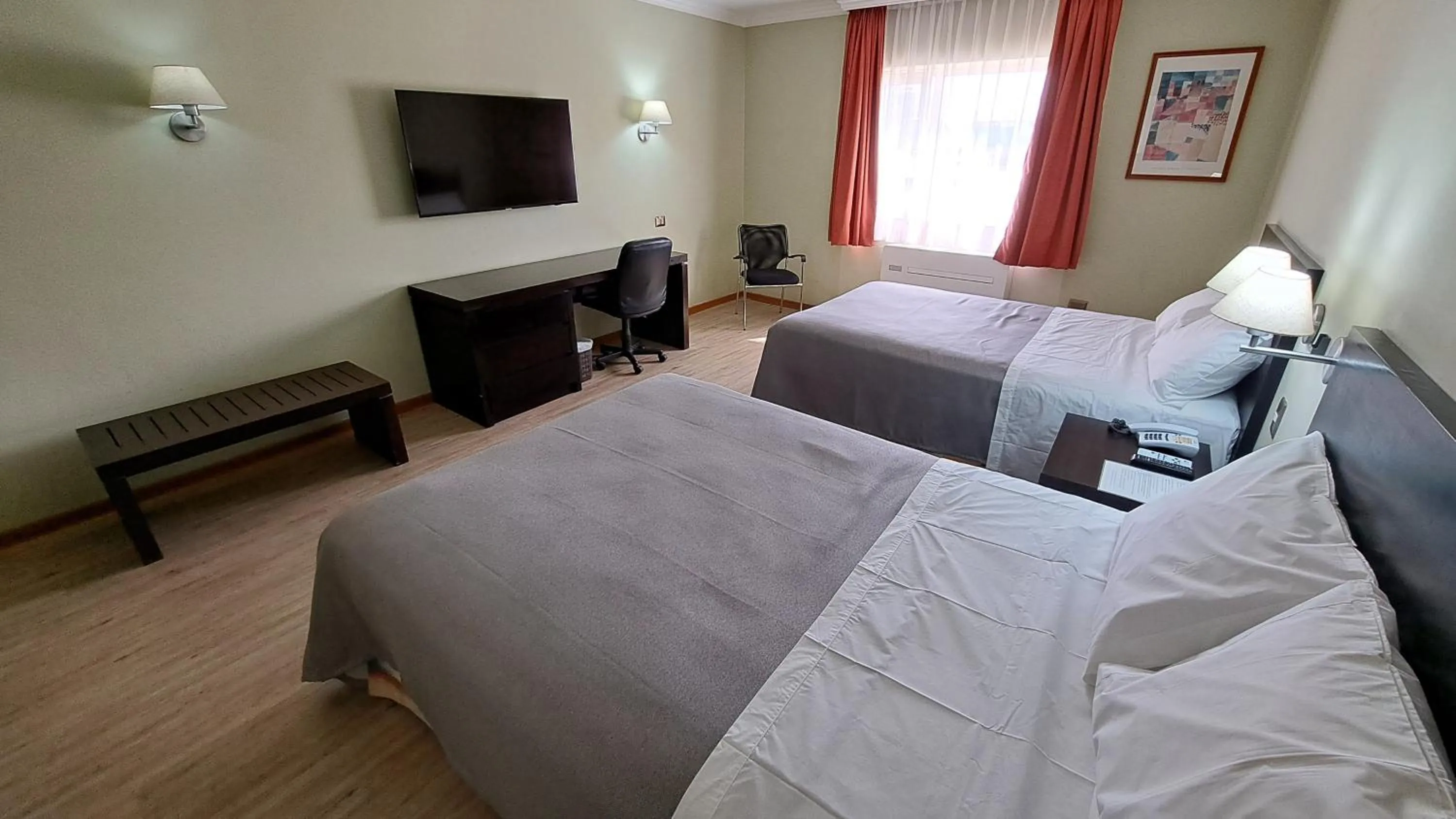 Bedroom, Bed in Hotel Diego de Almagro Copiapo