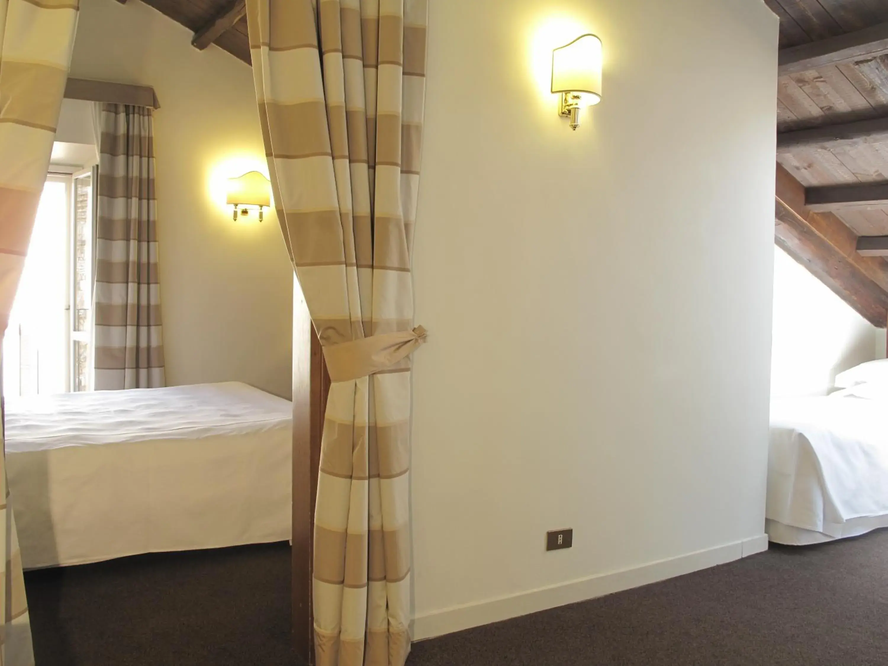 Photo of the whole room, Bed in Hotel Albergo Santa Chiara Photo of the whole room, Bed in Hotel Albergo Santa Chiara