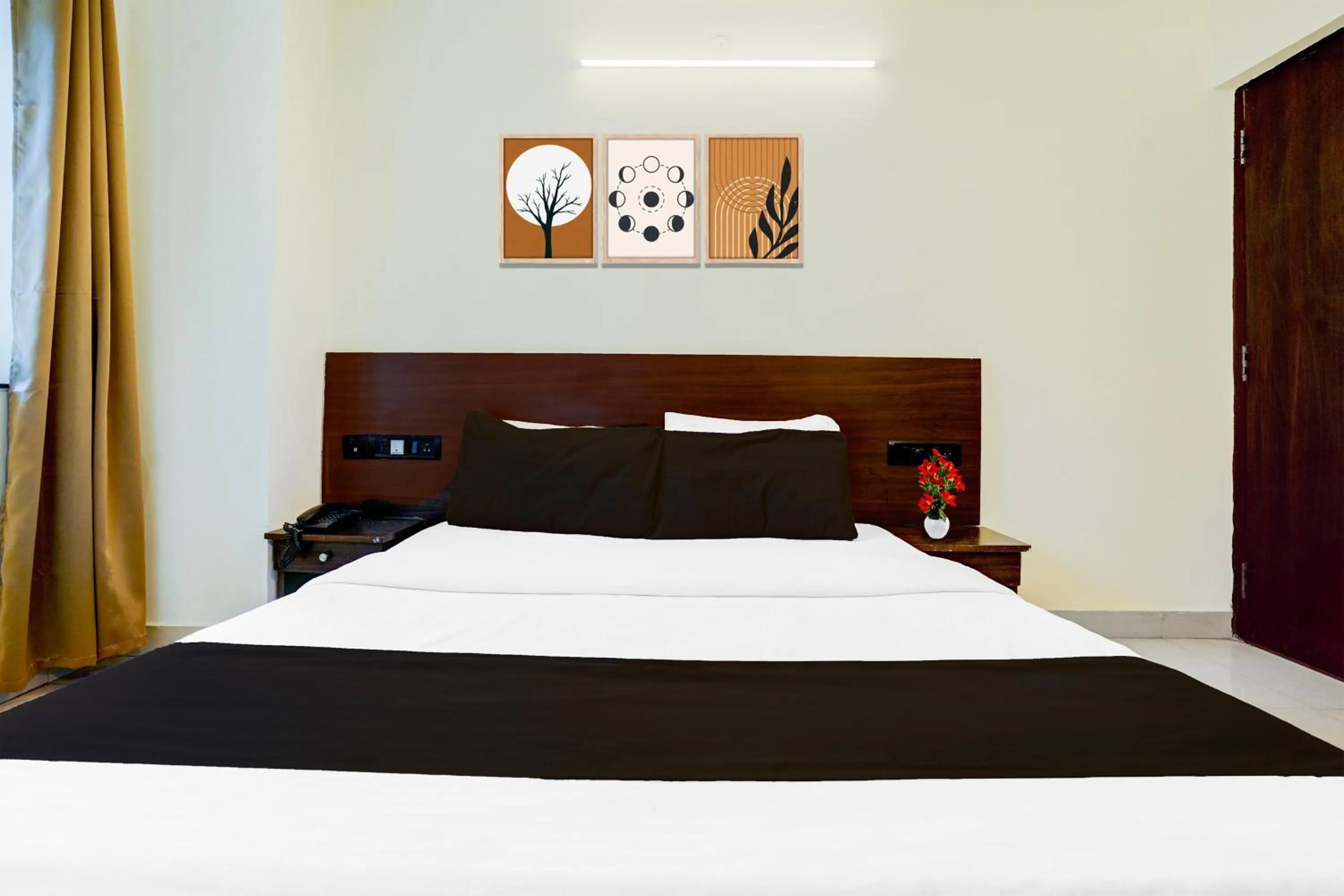 Bedroom, Bed in Super Collection O Panjim Near Miramar Beach