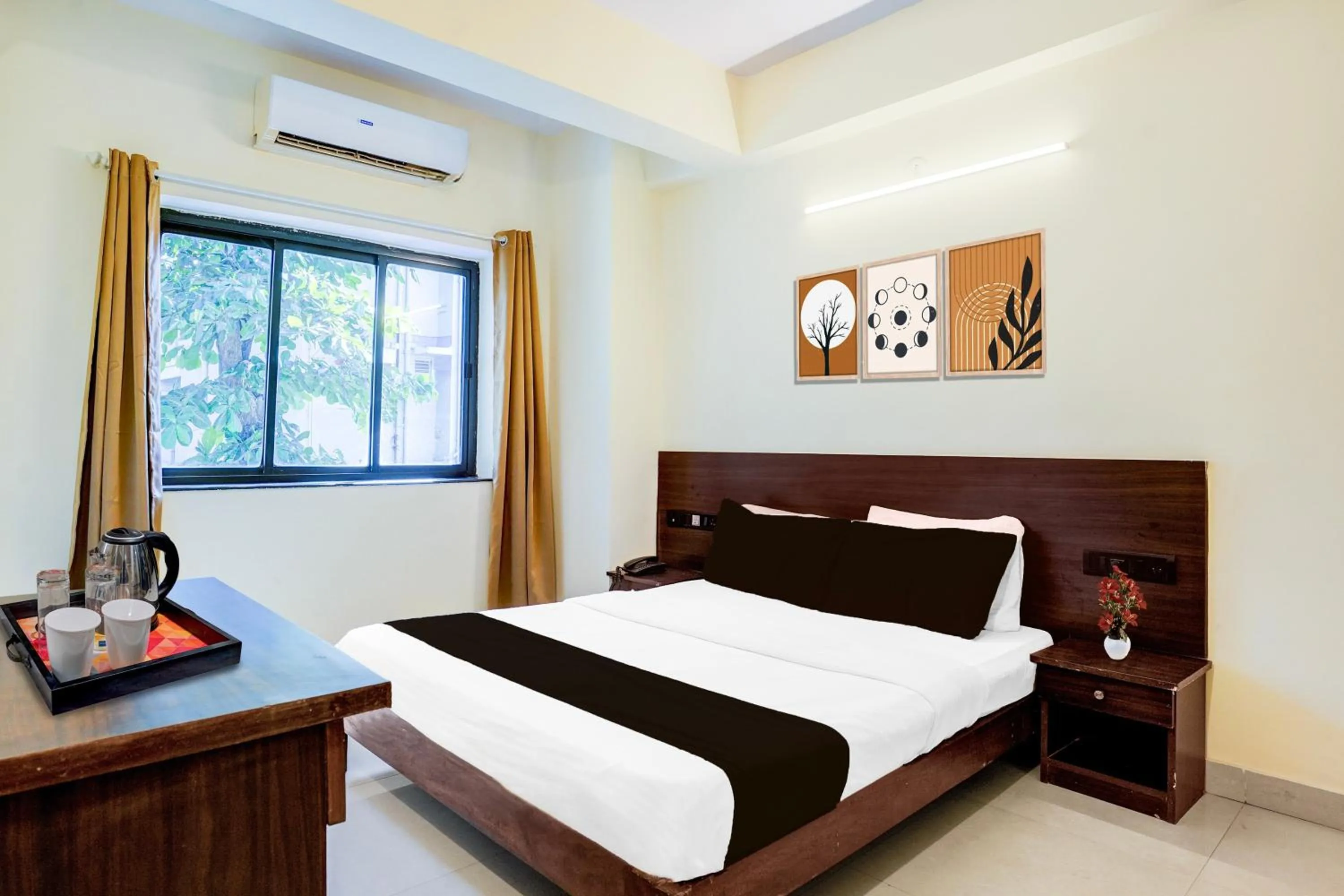 Bedroom, Bed in Super Collection O Panjim Near Miramar Beach