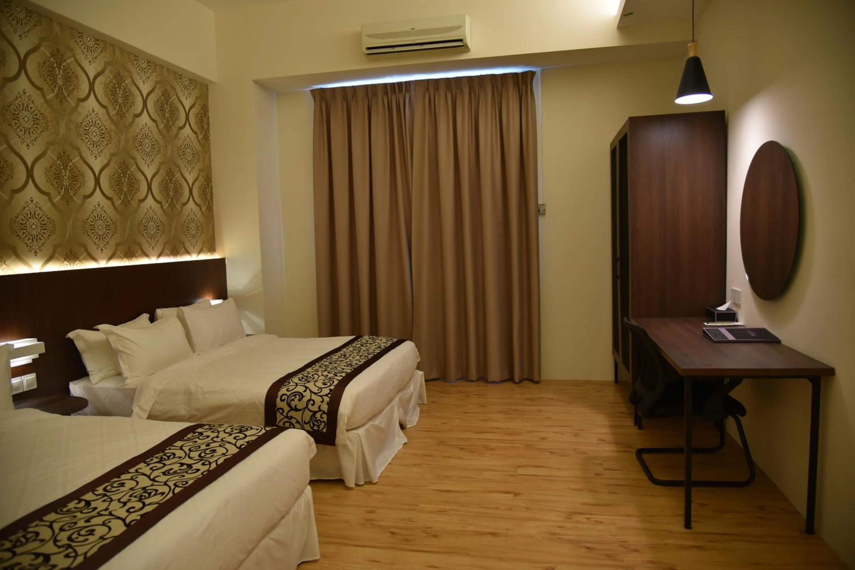 Bed in Casa Bonita Hotel