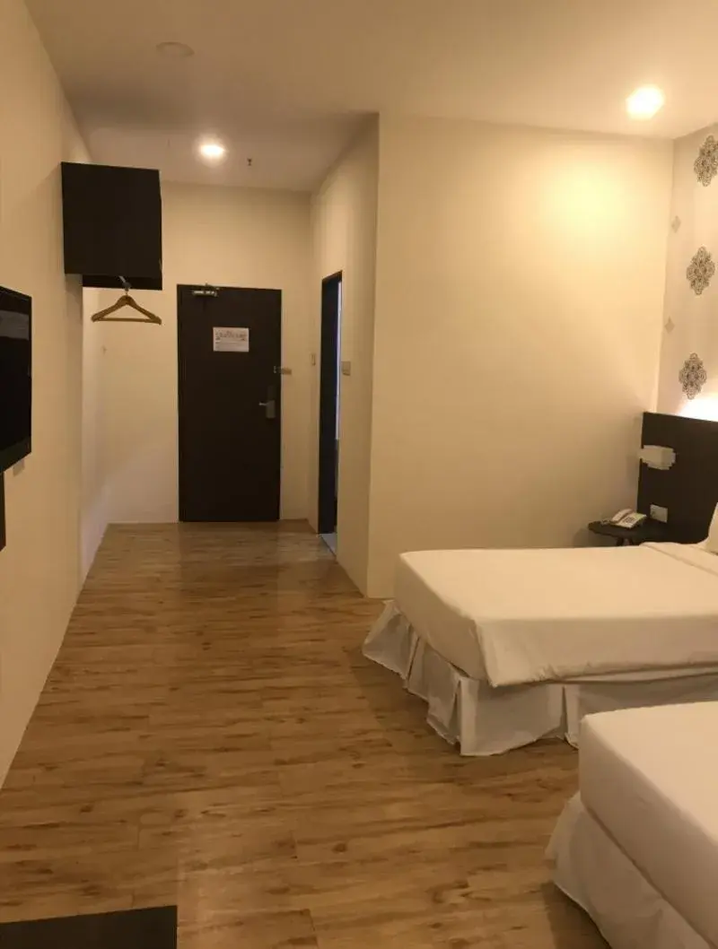 Standard Twin Room in Casa Bonita Hotel Standard Twin Room in Casa Bonita Hotel