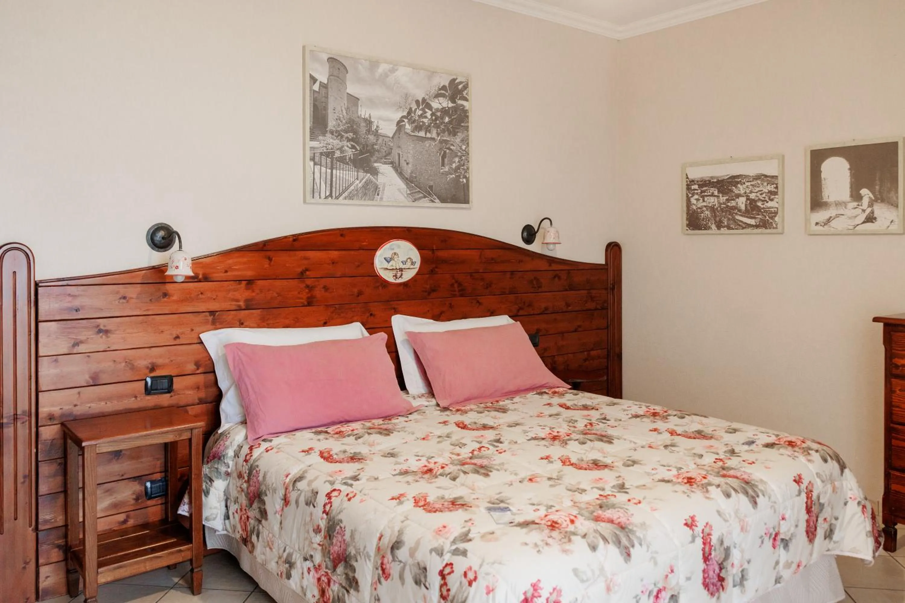Bedroom, Bed in B&B Vicidomini