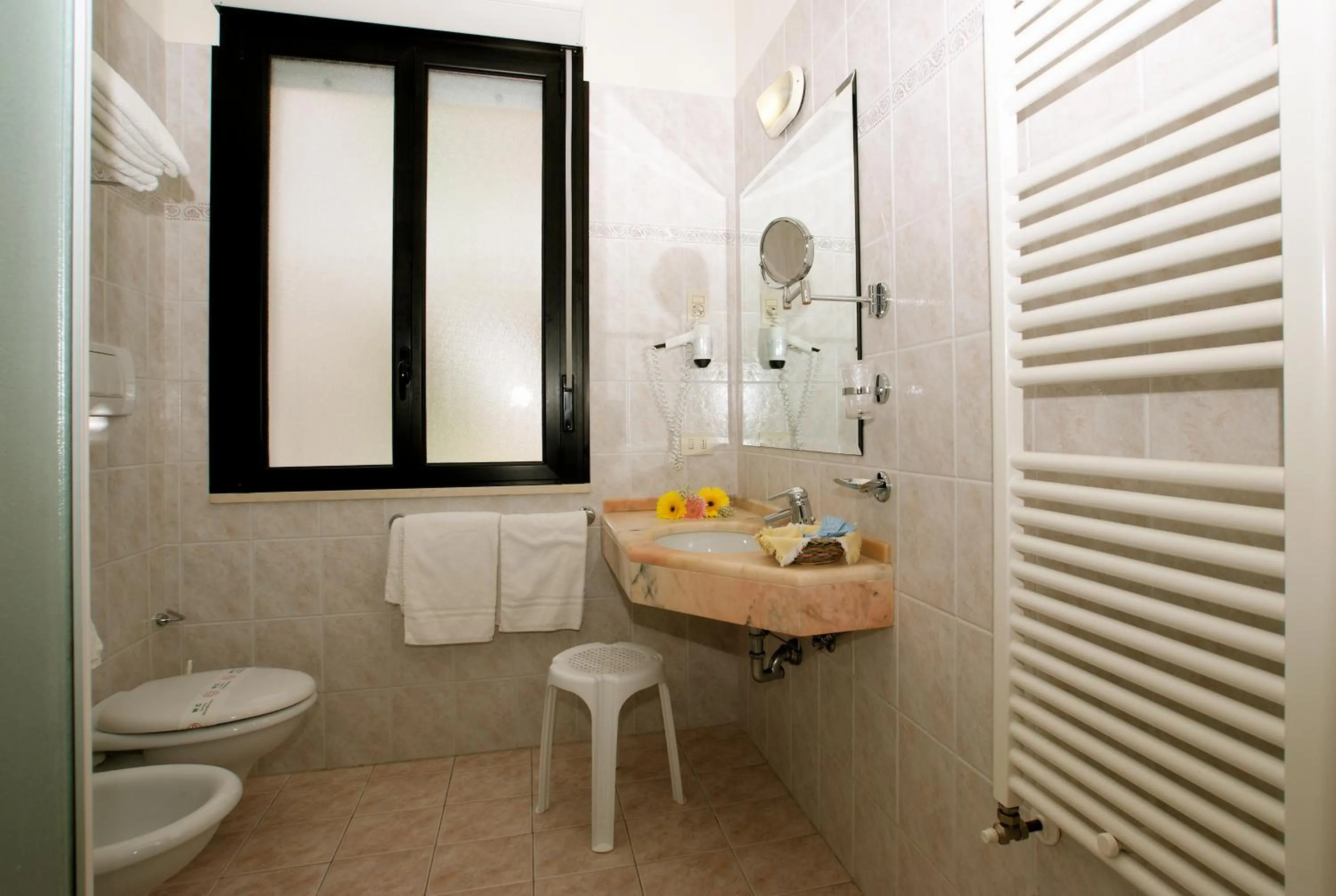 Bathroom in Hotel Athena