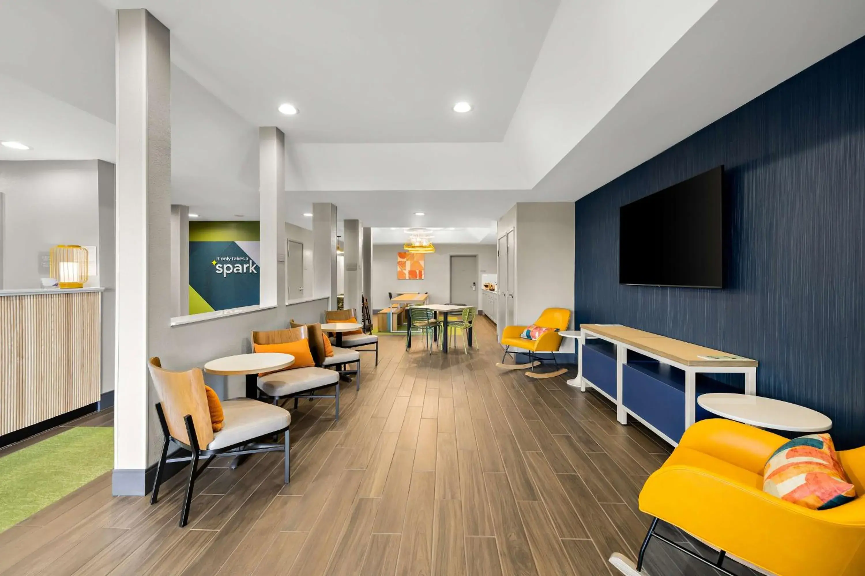 Lobby or reception in Spark By Hilton Tifton Lobby or reception in Spark By Hilton Tifton