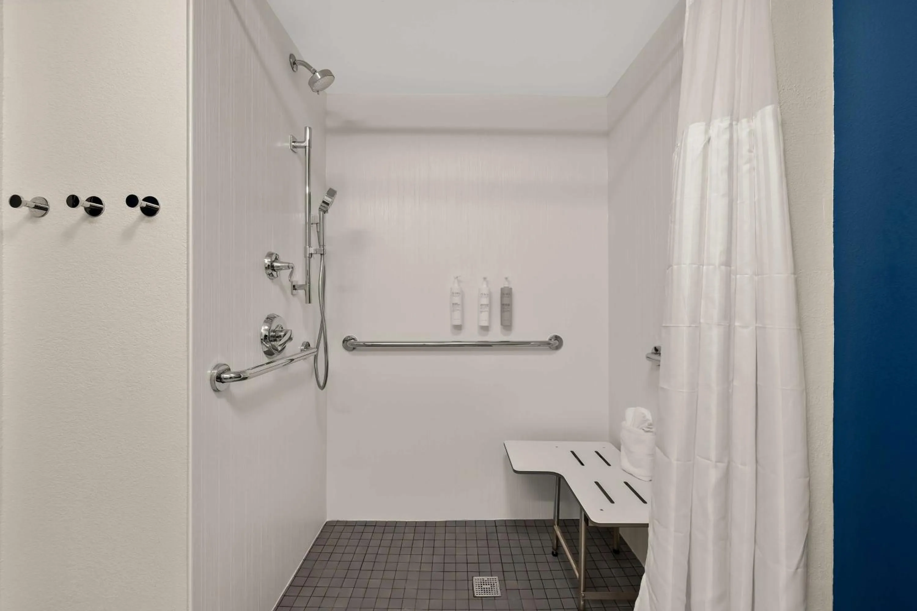 Bathroom in Spark By Hilton Tifton