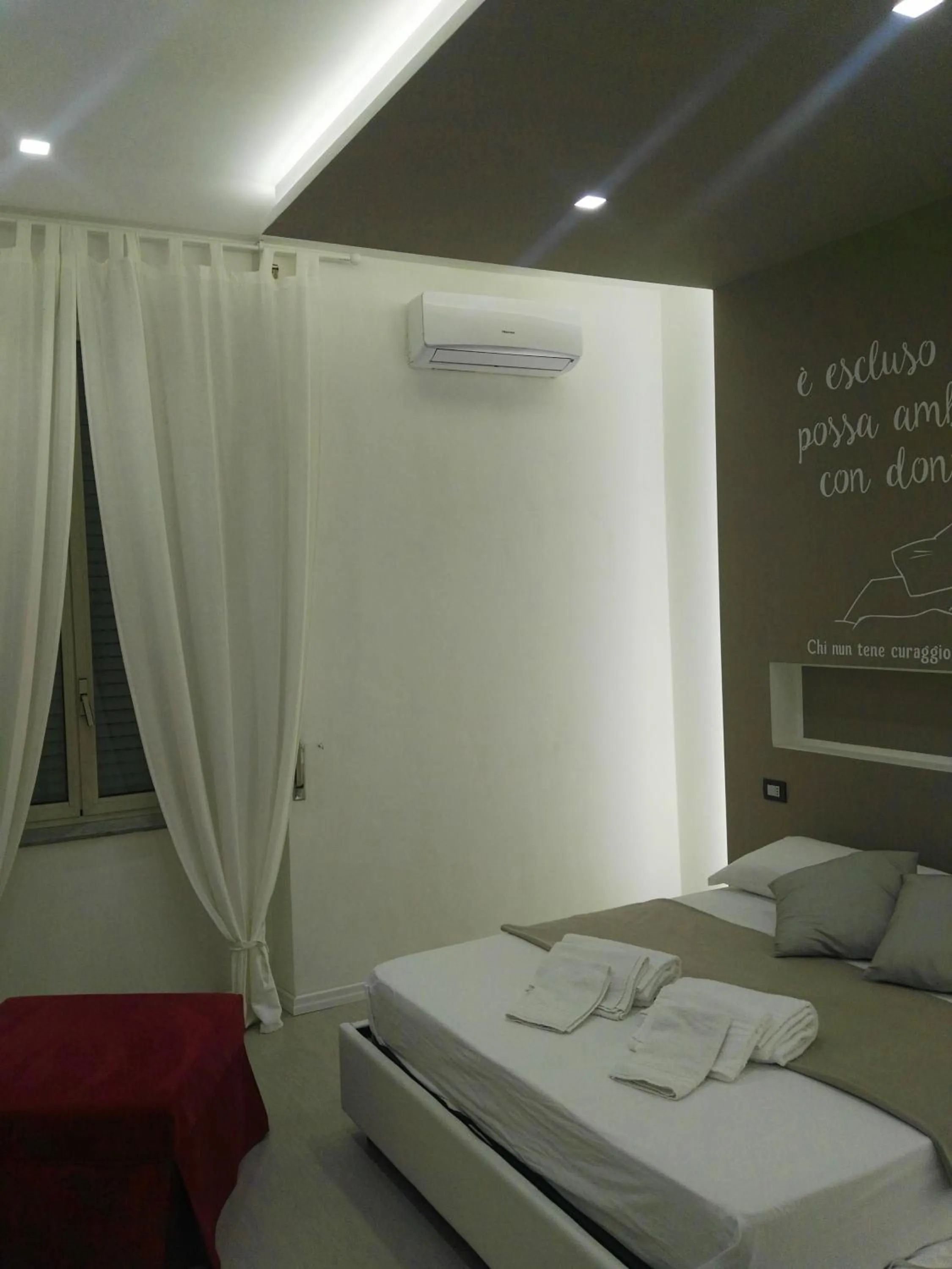 Photo of the whole room, Bed in B&b Next Stop Napoli