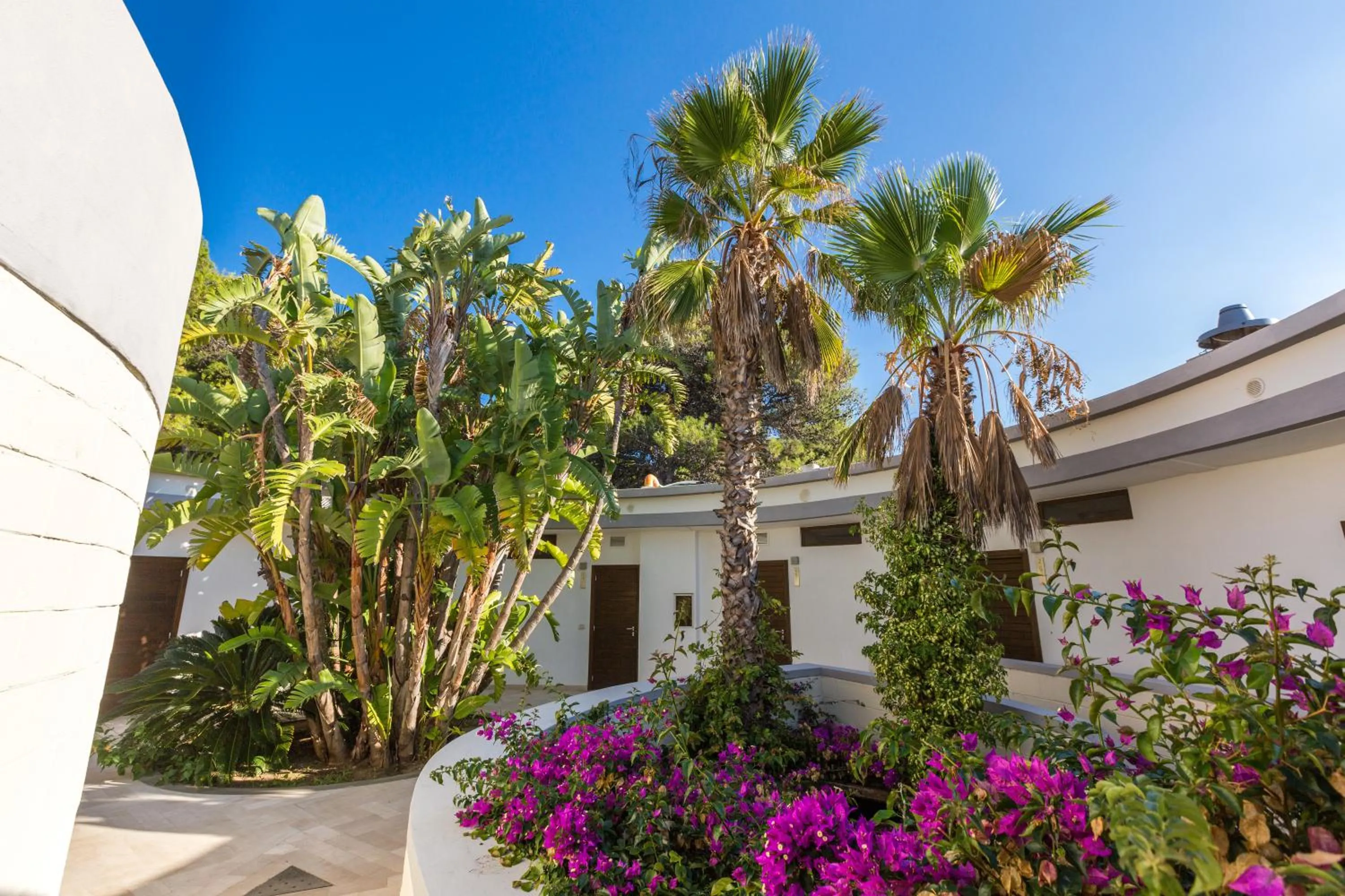 Property building in Valtur Baia del Gusmay Beach Resort